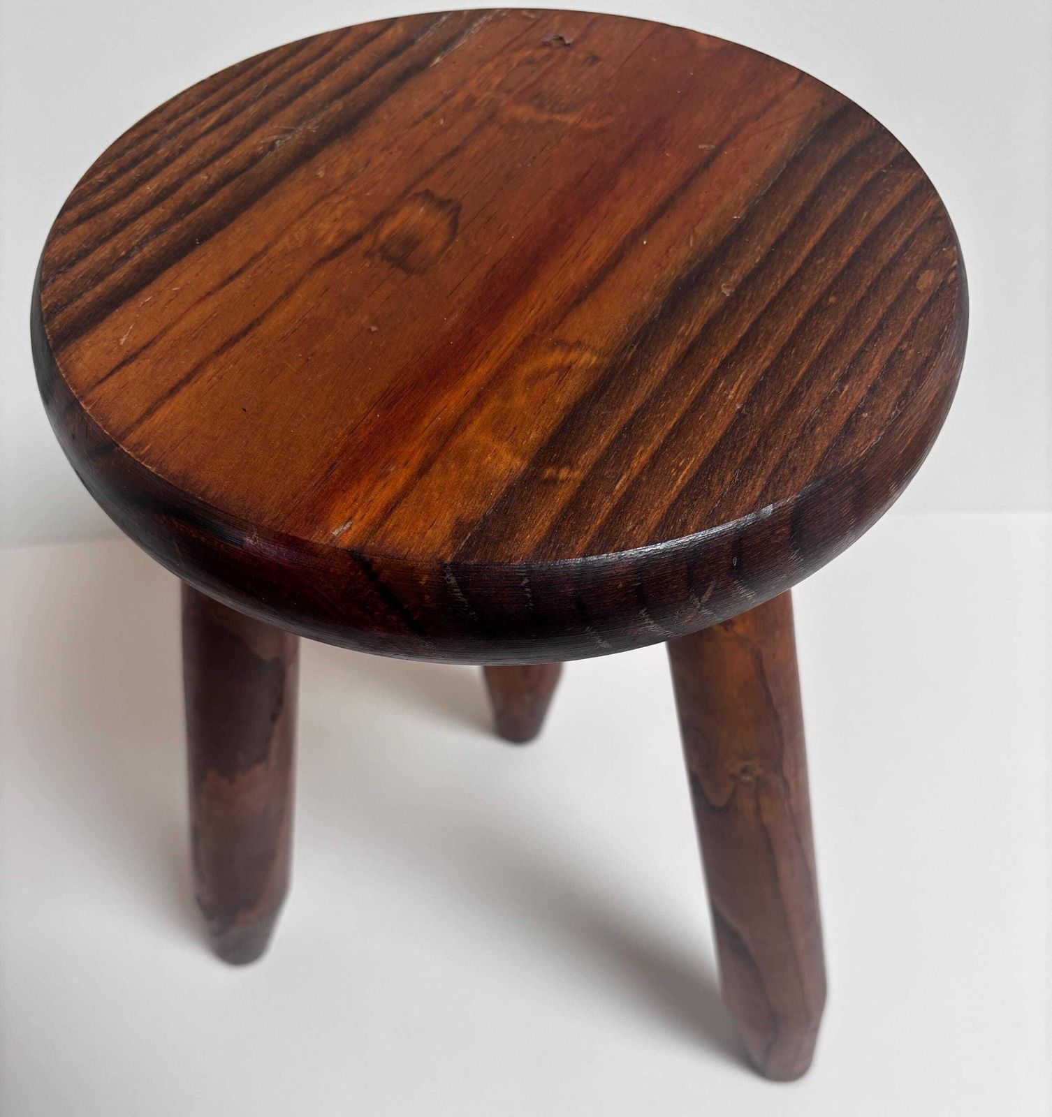 photo furniture Vintage Rustic Wooden Milking Stool, Small Three Leg Stool, Primitive Footstool, Farmhouse Wooden Stool, Decorative Country Stool