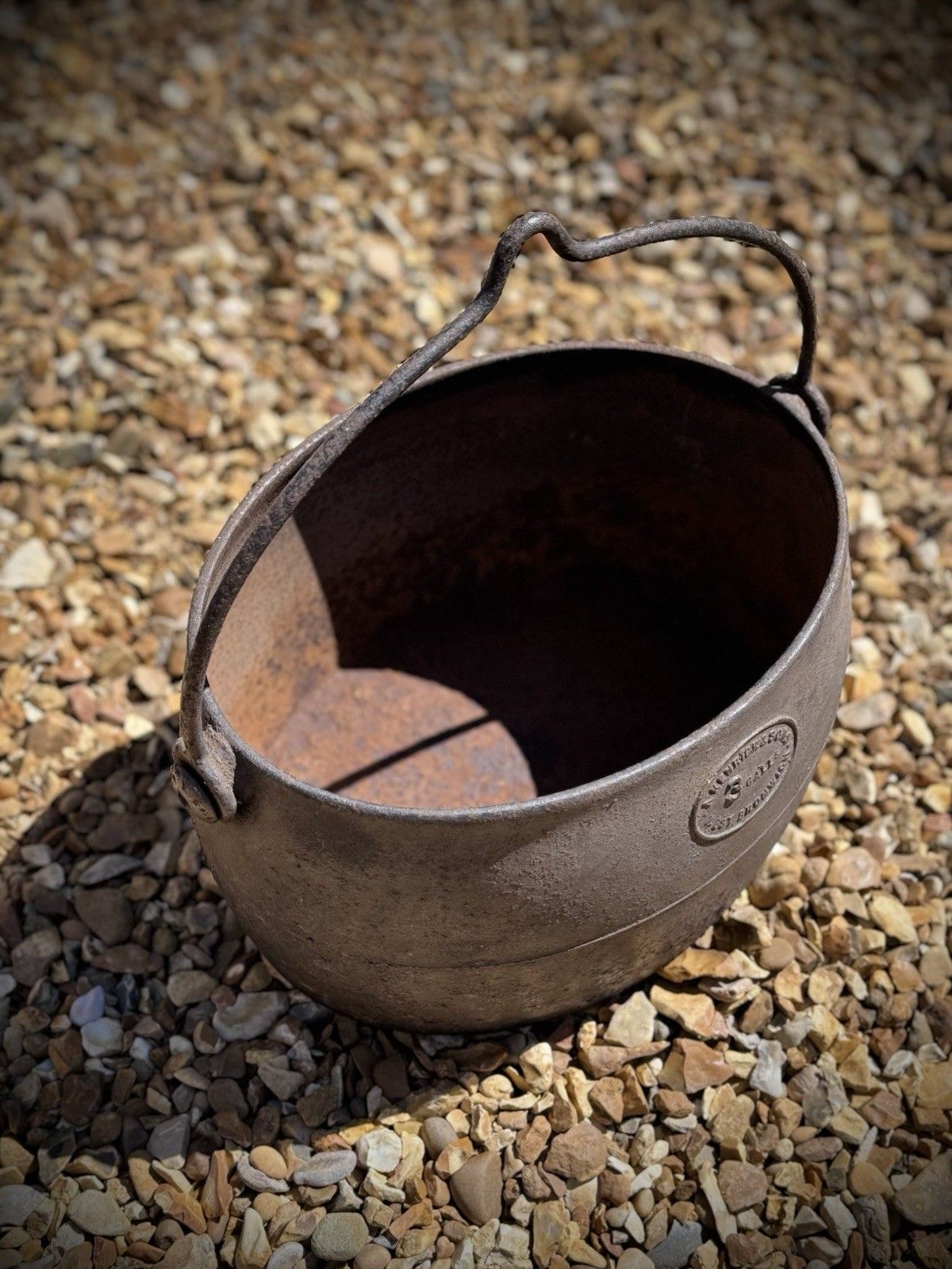 Antique A. Kendrick & Sons Cast Iron Cauldron /Planter/Log Holder photo vinterior