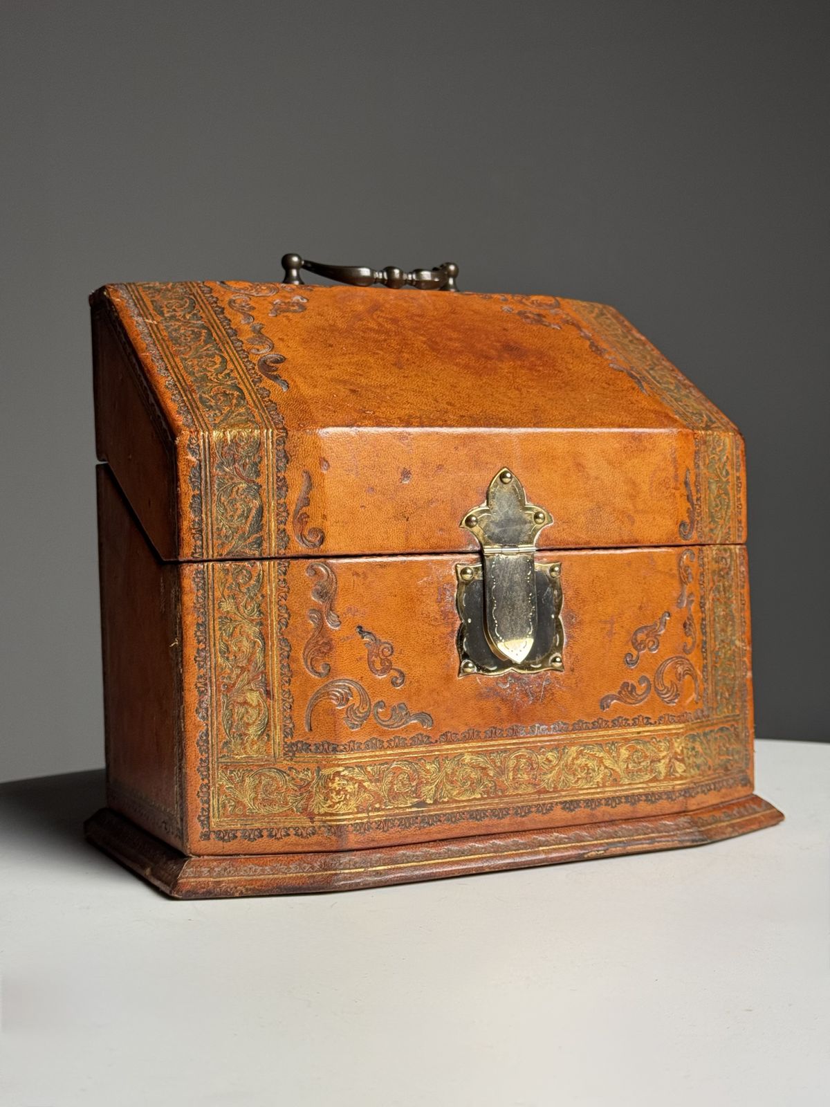 photo vinterior French 19th Century Desk Organizer