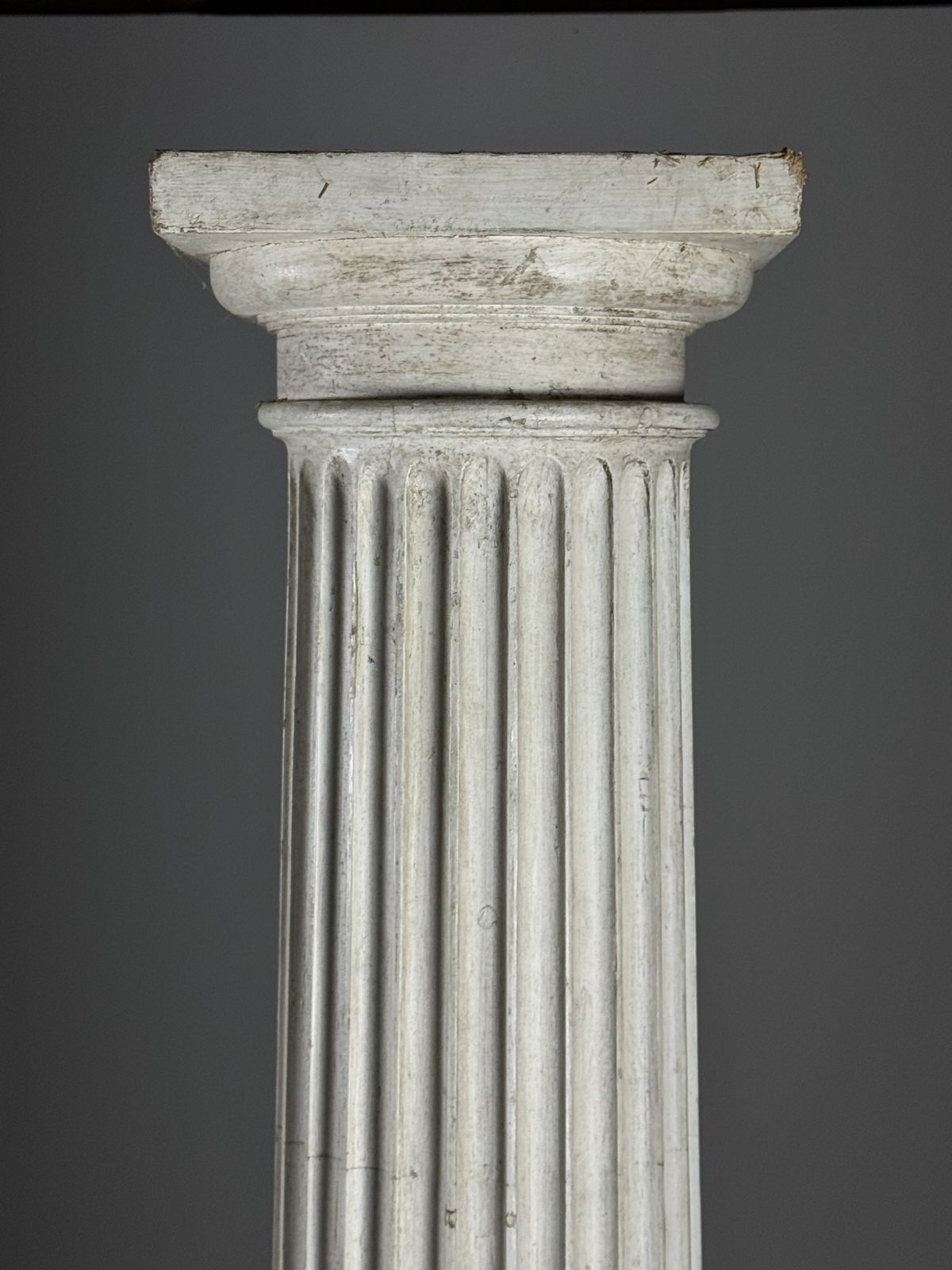 Set Of 4 Neoclassical Columns 272cm photo furniture