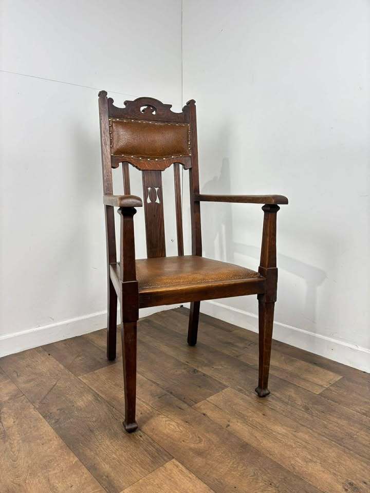 Art Nouveau Oak  Armchair, 1900s