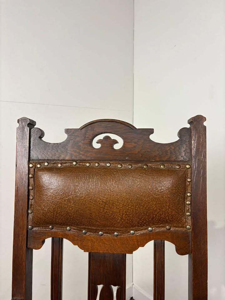 photo furniture Art Nouveau Oak  Armchair, 1900s