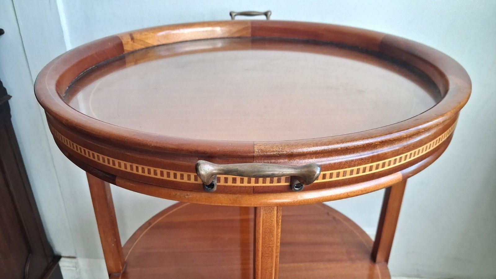 Elegant Edwardian Mahogany 3 Tier Butlers Tray Top Drinks /Side/Occasional Table photo for sale