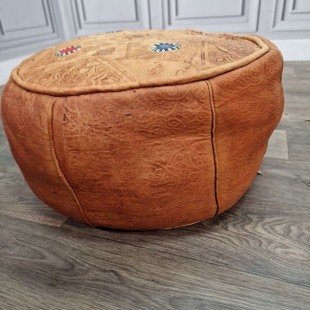 Vintage Leather Pouffe Footstool Moroccan Style Round Ottoman Camel Detailing photo vintage