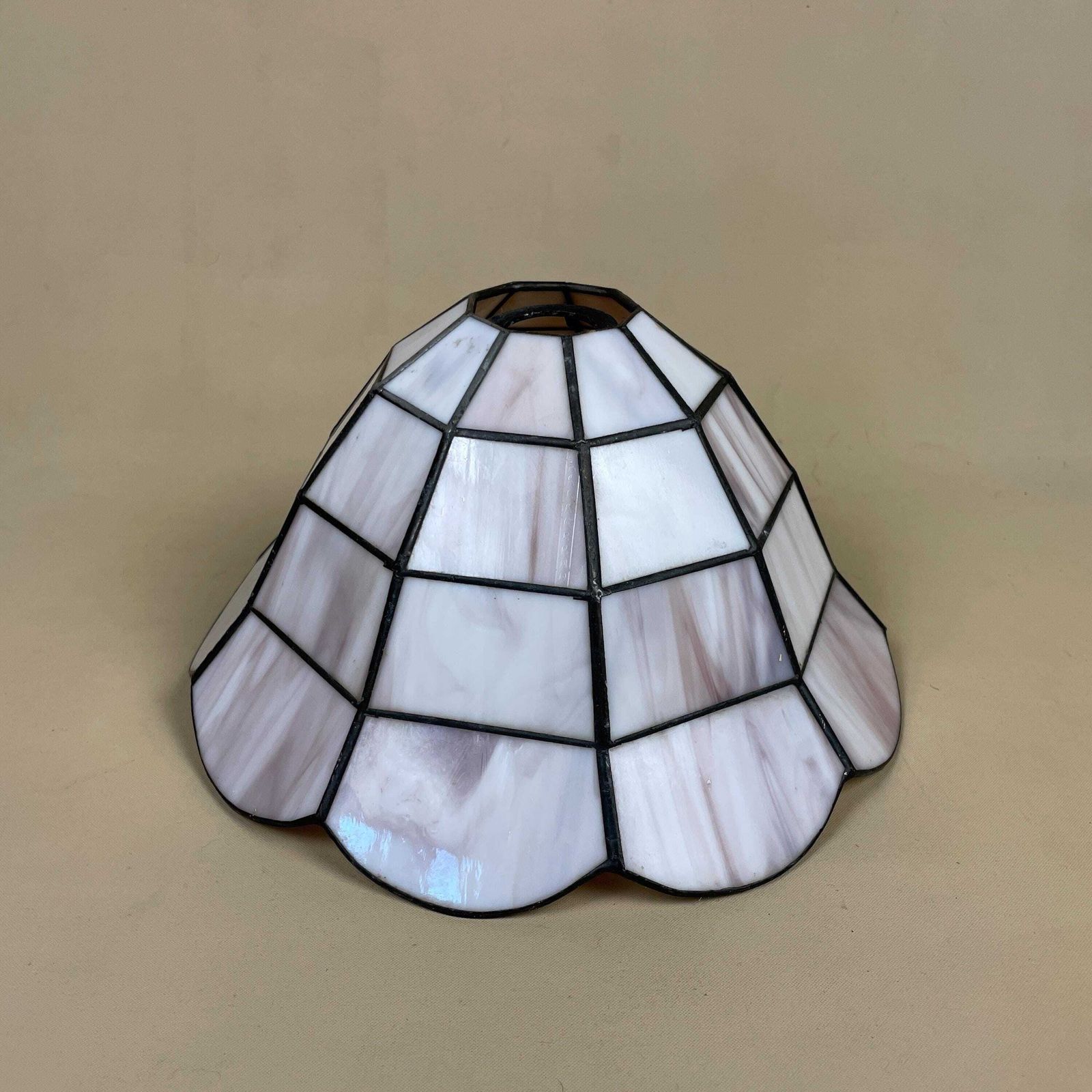Tiffany Style Lamp Shade Pink Black Colour Lampshade Ceiling Stain Glass Stained Lightshade Light Patterned Dome Circle Metal Scallop Edge photo for sale
