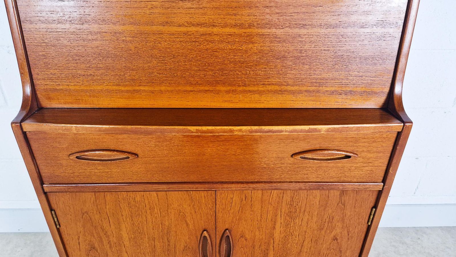 Jentique Vintage Mid Century Medium Teak 1960s Danish Design Writing Bureau Sideboard Pg031 photo buy