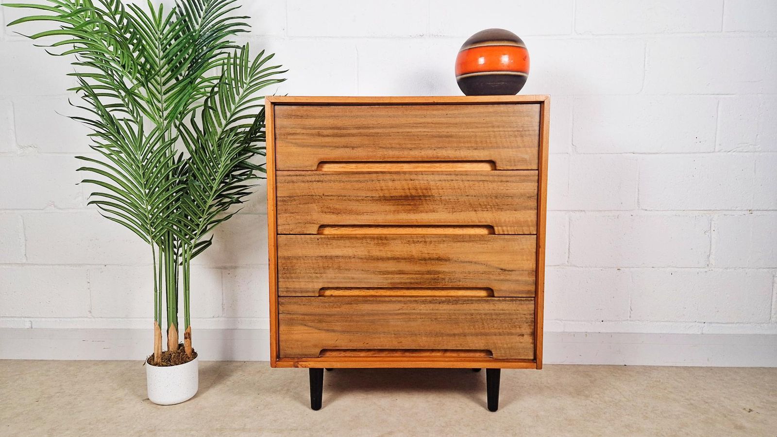 John & Sylvia Reid Stag C Vintage Mid Century Danish Design Chest Of Drawers Pg147