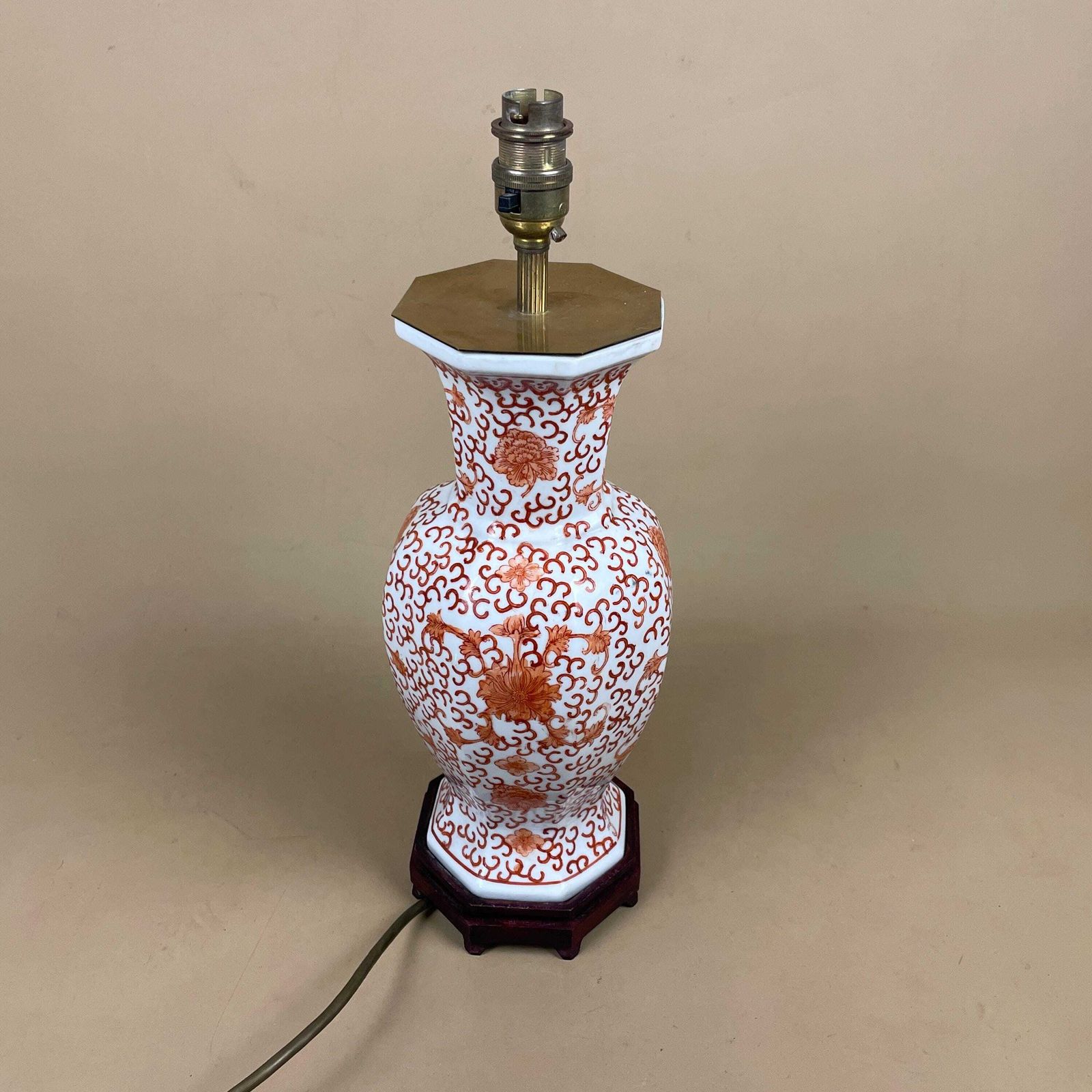 Oriental Ceramic Lamp Orange White Ginger Jar Hand Painted Floral Light Table Brass Gold Chinoiserie Chinese Ornate Pattern Wood Base photo buy
