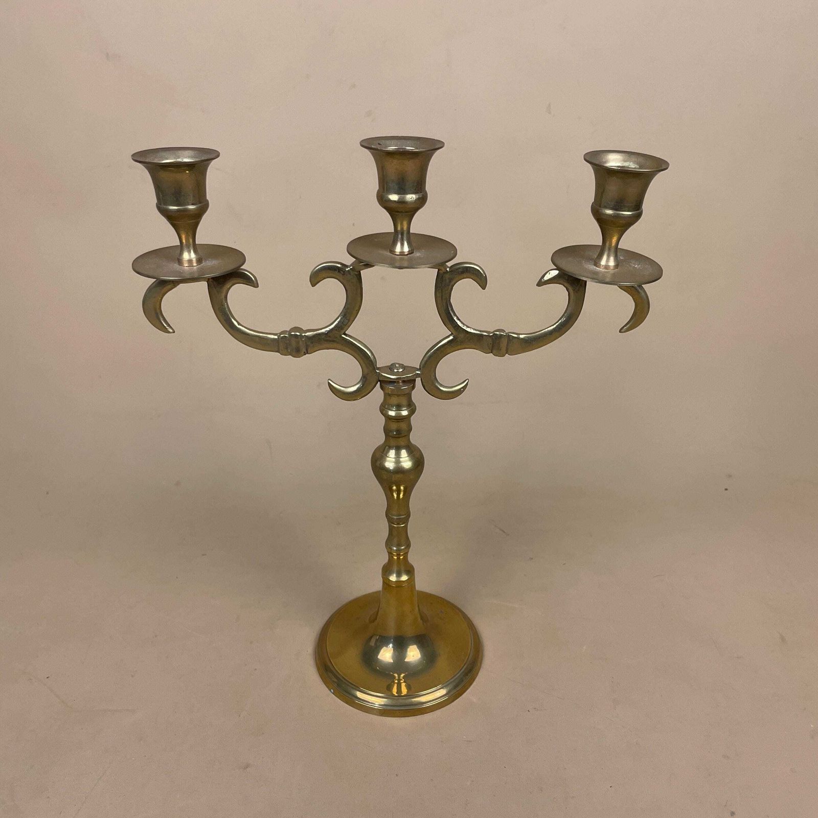 Candelabra Gold Solid Brass Metal Candlestick Holder Candle Stick Vintage Taper Dinner Candlesticks Ornate Pattern 3 Arms Table Top Antique