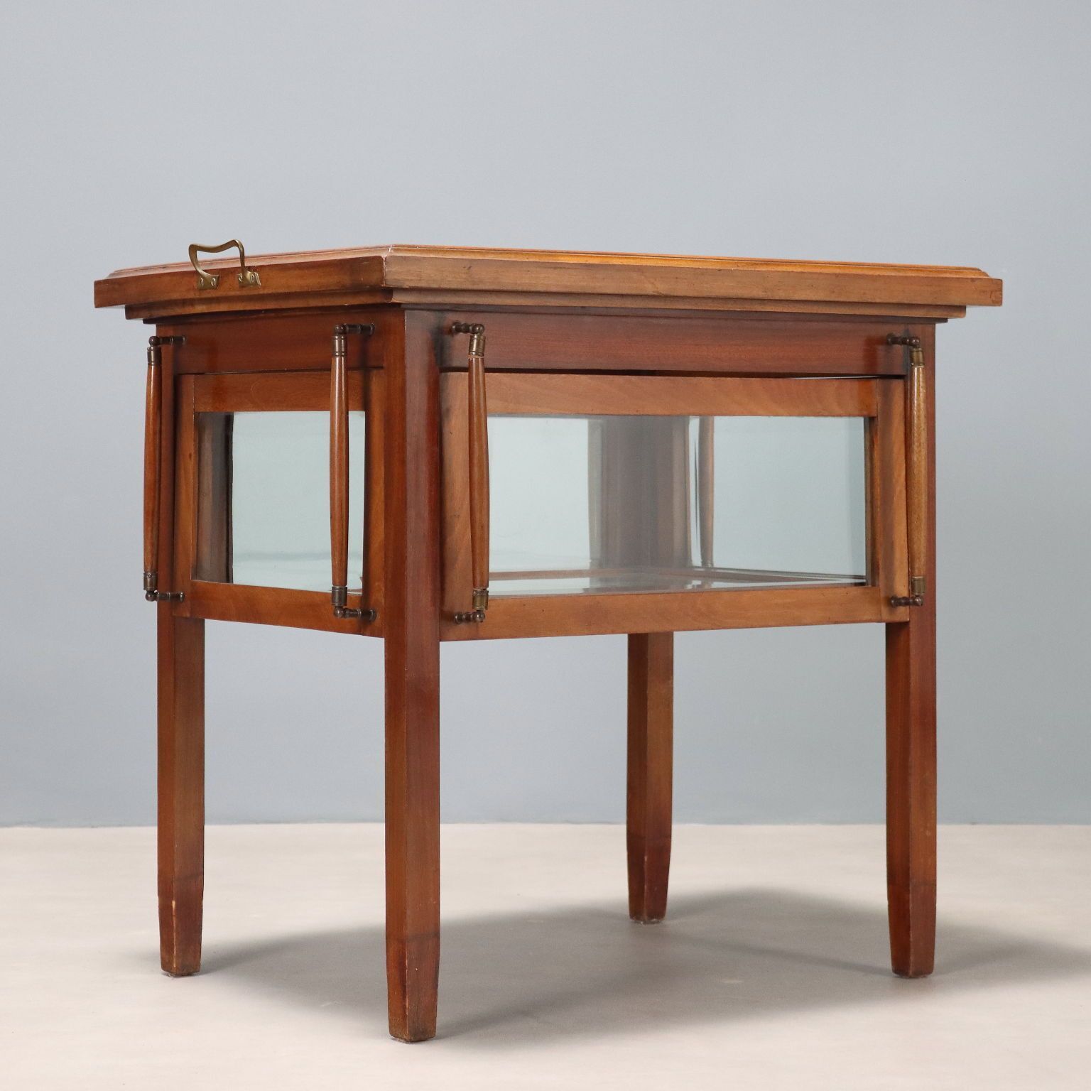 Mobilier Table d'époque en acajou, verre et bronze, Italie, XIXe siècle photo