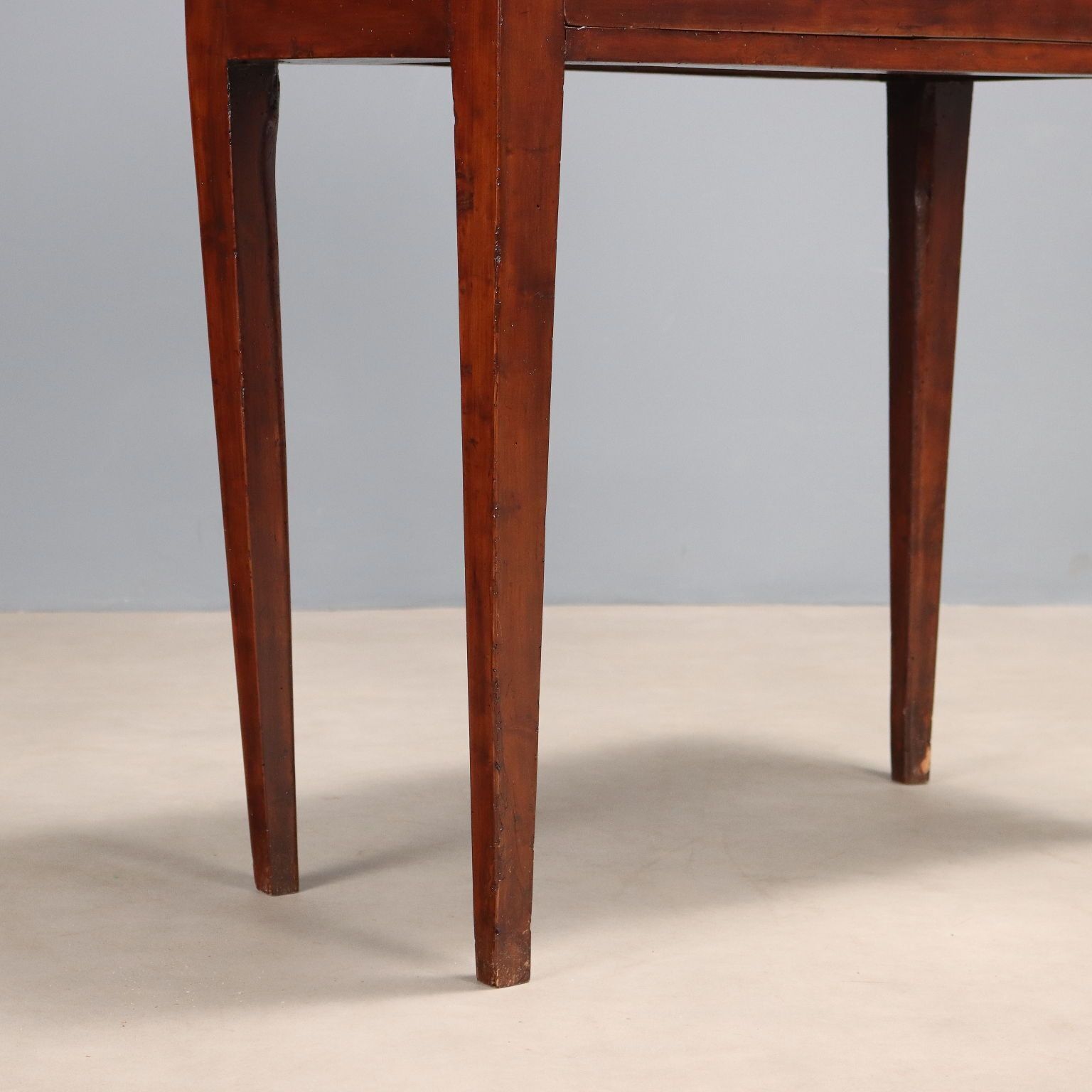 Table de jeu d'époque Directoire en acajou et peuplier, XIXe siècle photo vintage