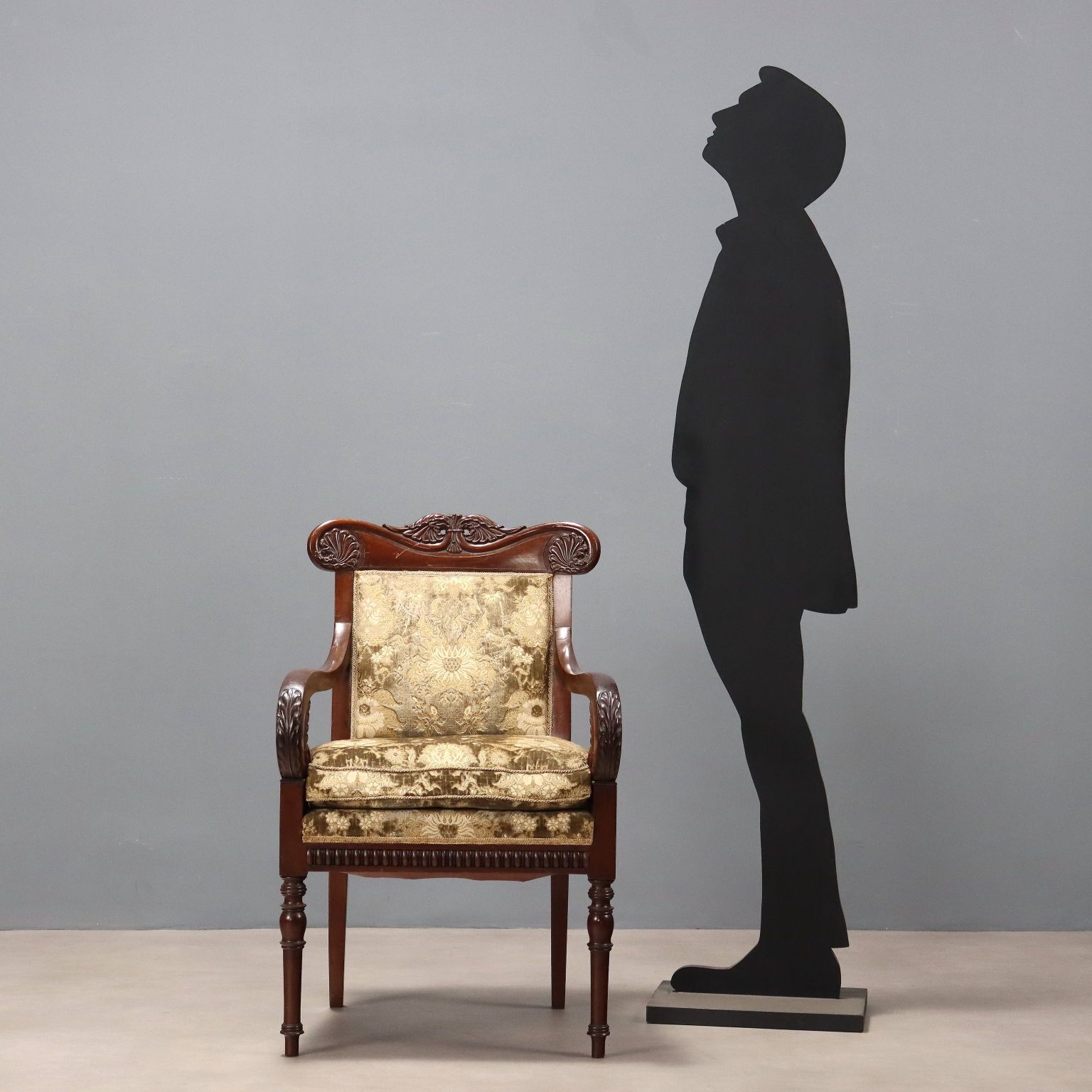 Fauteuil d'époque Louis-Philippe en acajou, Italie, XIXe siècle photo for sale