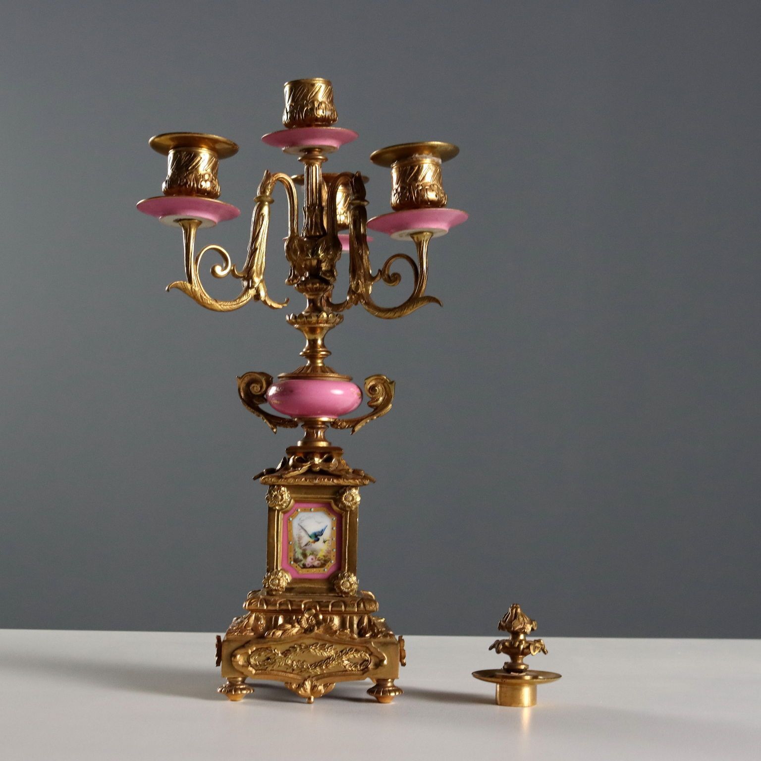photo buy Pendule triptyque d'époque en bronze doré et porcelaine, France, XIXe siècle