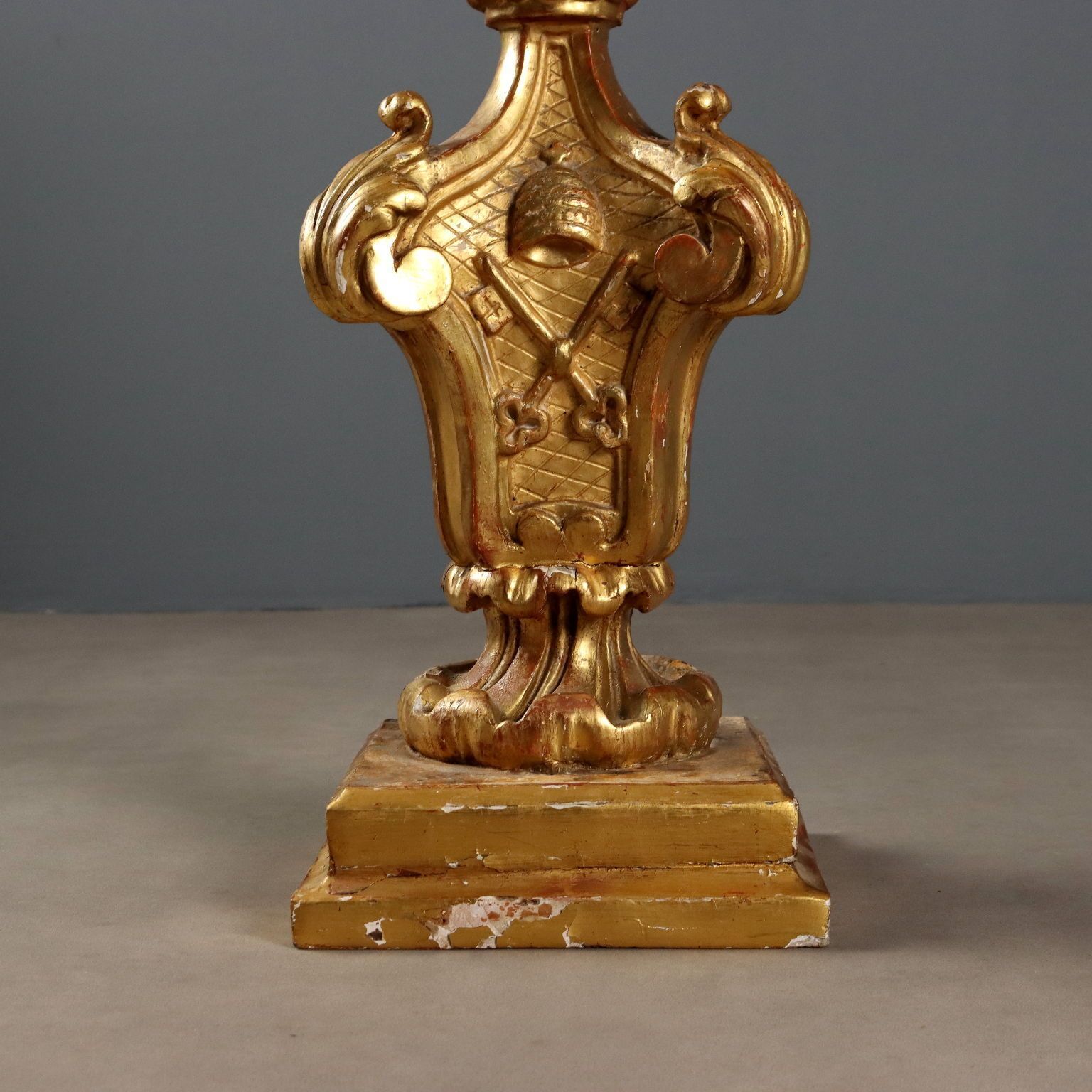 Antique Candelabra Gilded Carved Wood 5 Lights XVIII Century photo Lighting