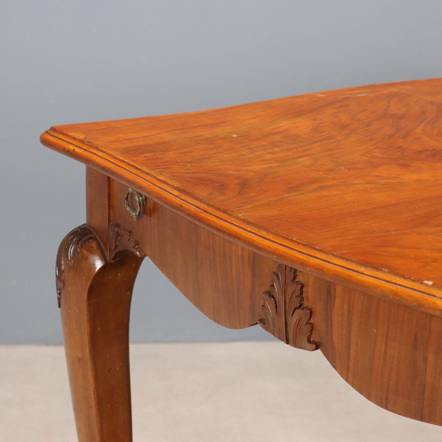 Antique Table Walnut Leafy Carving Shaped Feet Italy XX Century photo Furniture