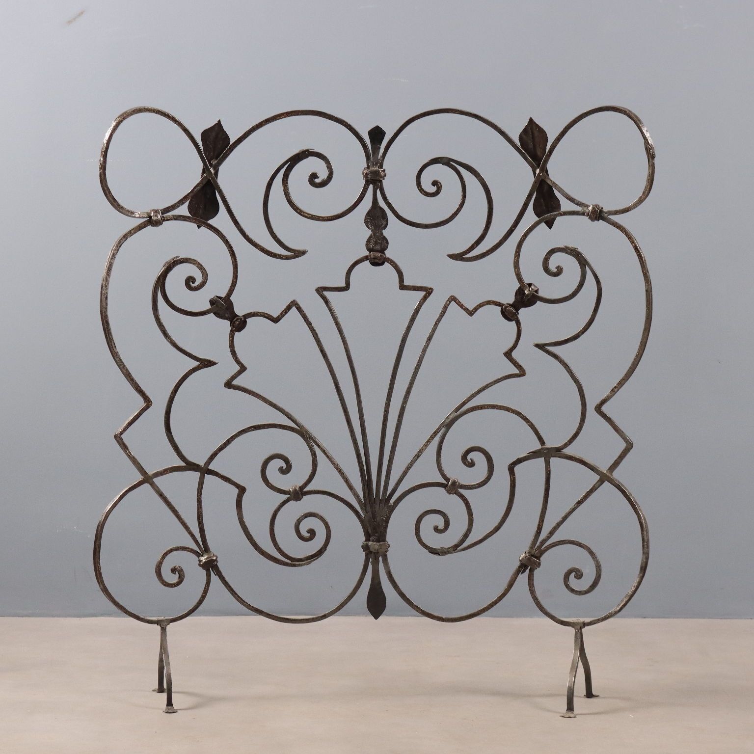 Antique Fireplace Guard Wrought Iron Decorations Europe XX Century photo vintage