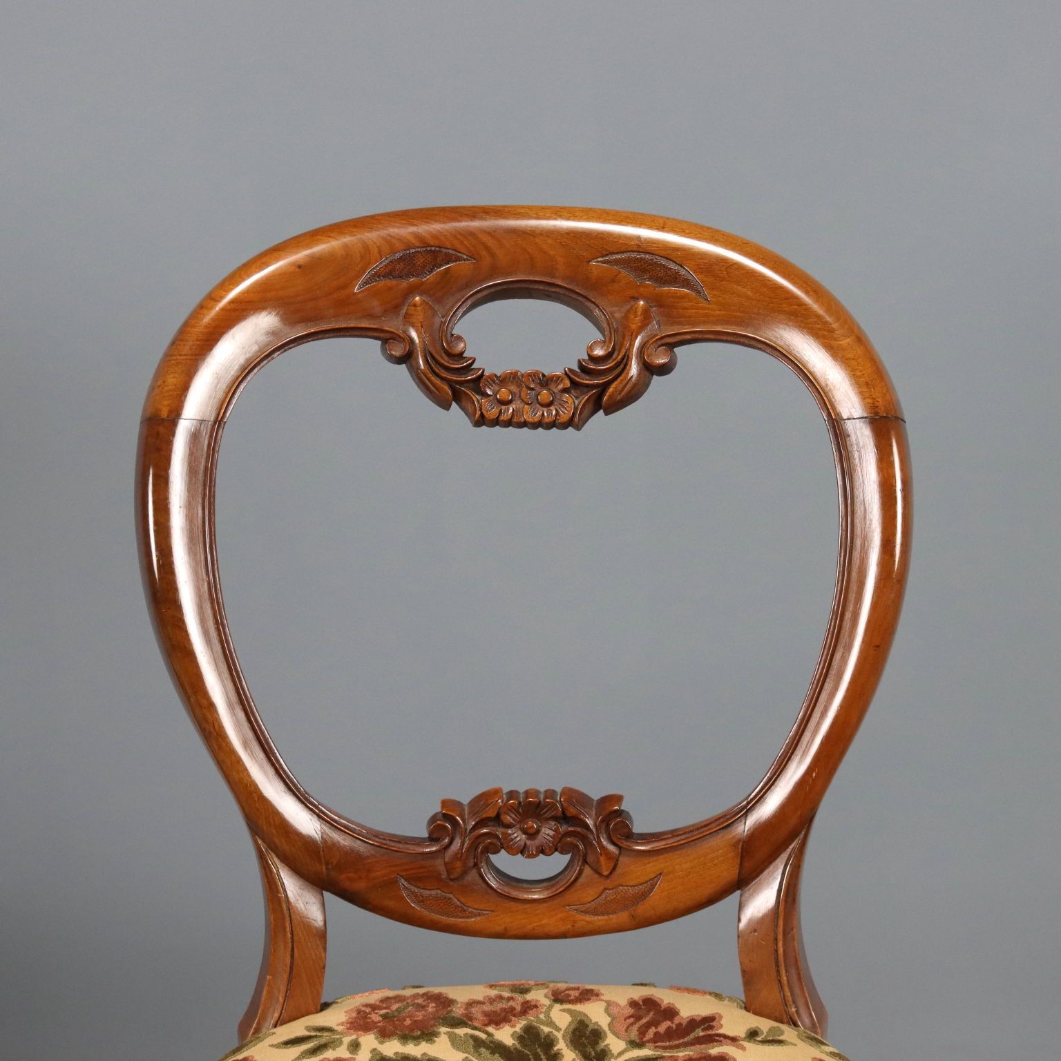 Antique Chairs Louis Philippe Walnut Carvings Italy XIX Century photo Furniture