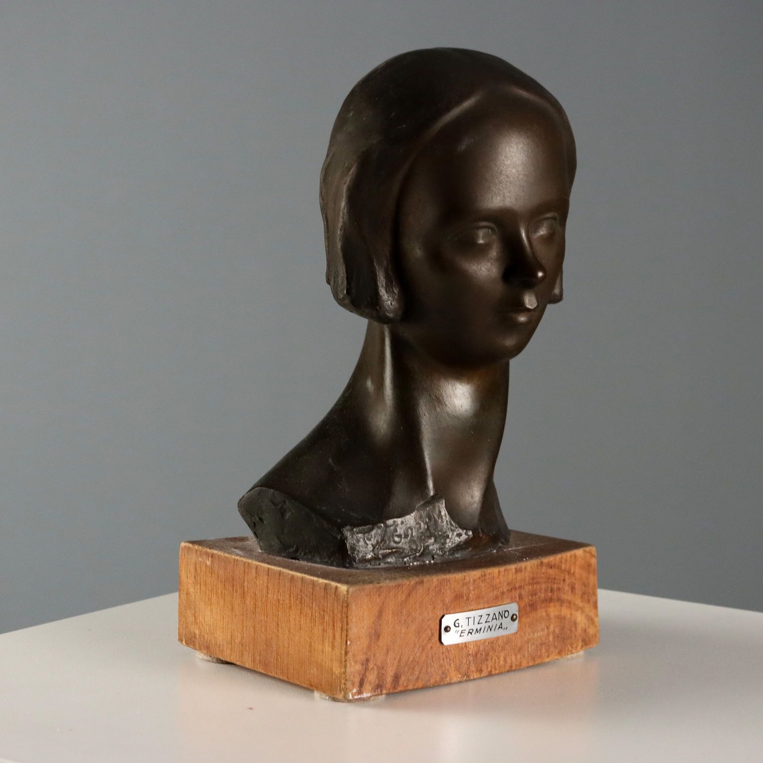 Antique Sculpture Bronze Signed Giovanni Tizzano XX Century