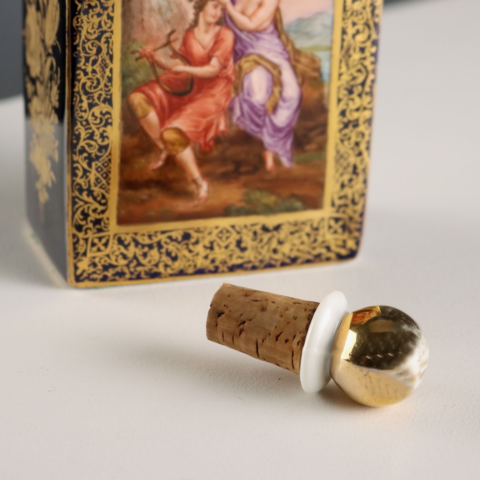 Home Decor Antique Porcelain Bottle With Paintings Of Mythological Scenes '800 photo