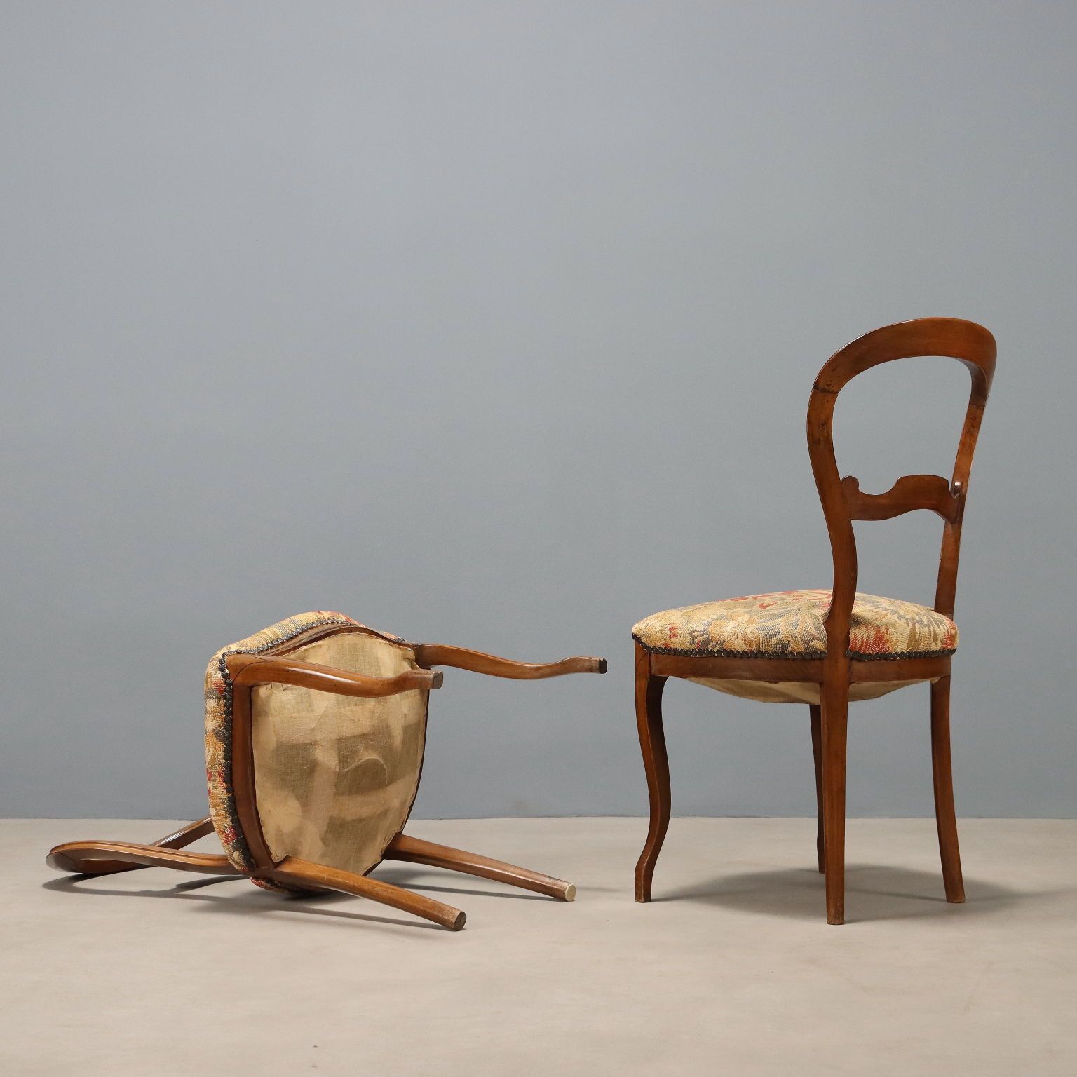 photo furniture Antique Chairs Louis Philippe Walnut Italy XIX Century