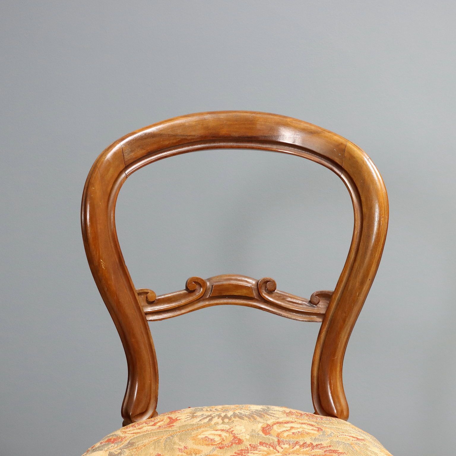 Chaises d'époque Louis-Philippe en noyer et tissu, Italie, XIXe siècle photo Mobilier