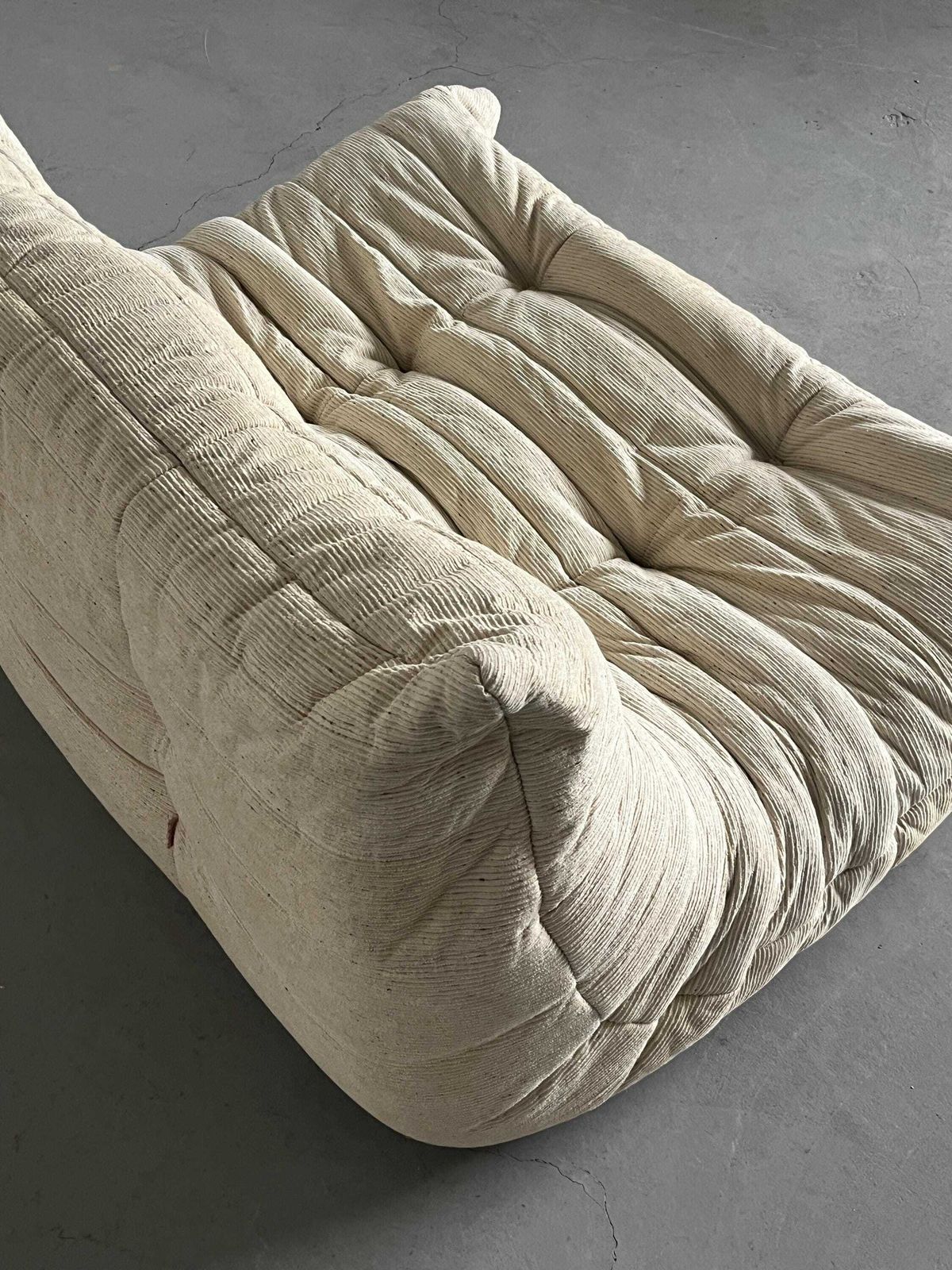 Vintage Iconic ‘Togo’ Two Seater Sofa By Michel Ducaroy In Off White Fabric, 1970s France photo buy