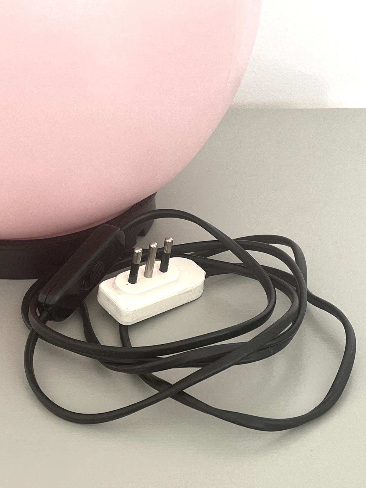 Yves Christin Design The Palloncino Balloon Lamp Bilumen 80s photo vinterior