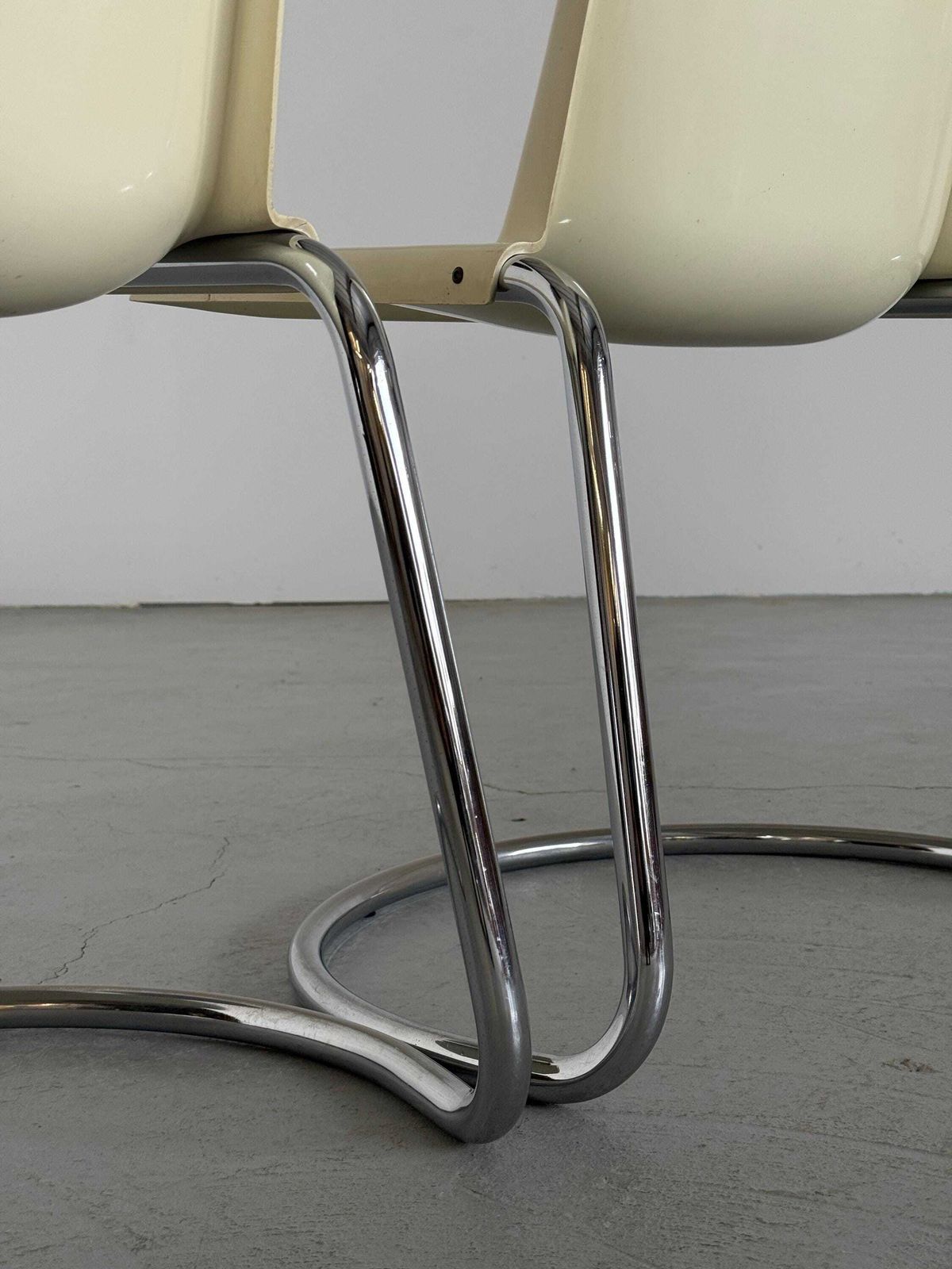 photo furniture Pair Of ‘Alessia’ Dining Chairs By Giotto Stoppino For Driade, 1970s