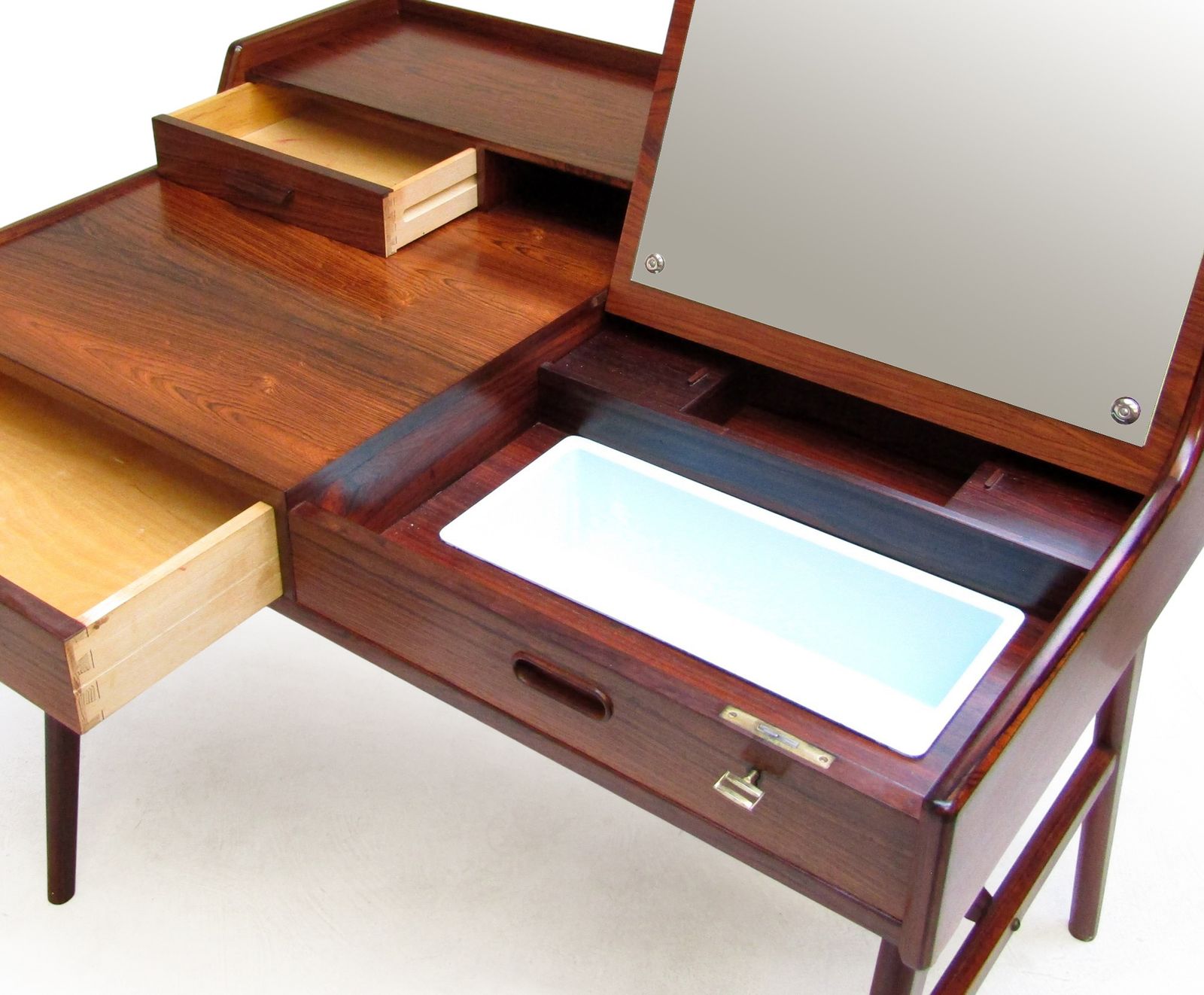 7000.0 1960s Danish Model 65 Desk / Vanity Dresser In Rosewood By Arne Wahl Iversen photo