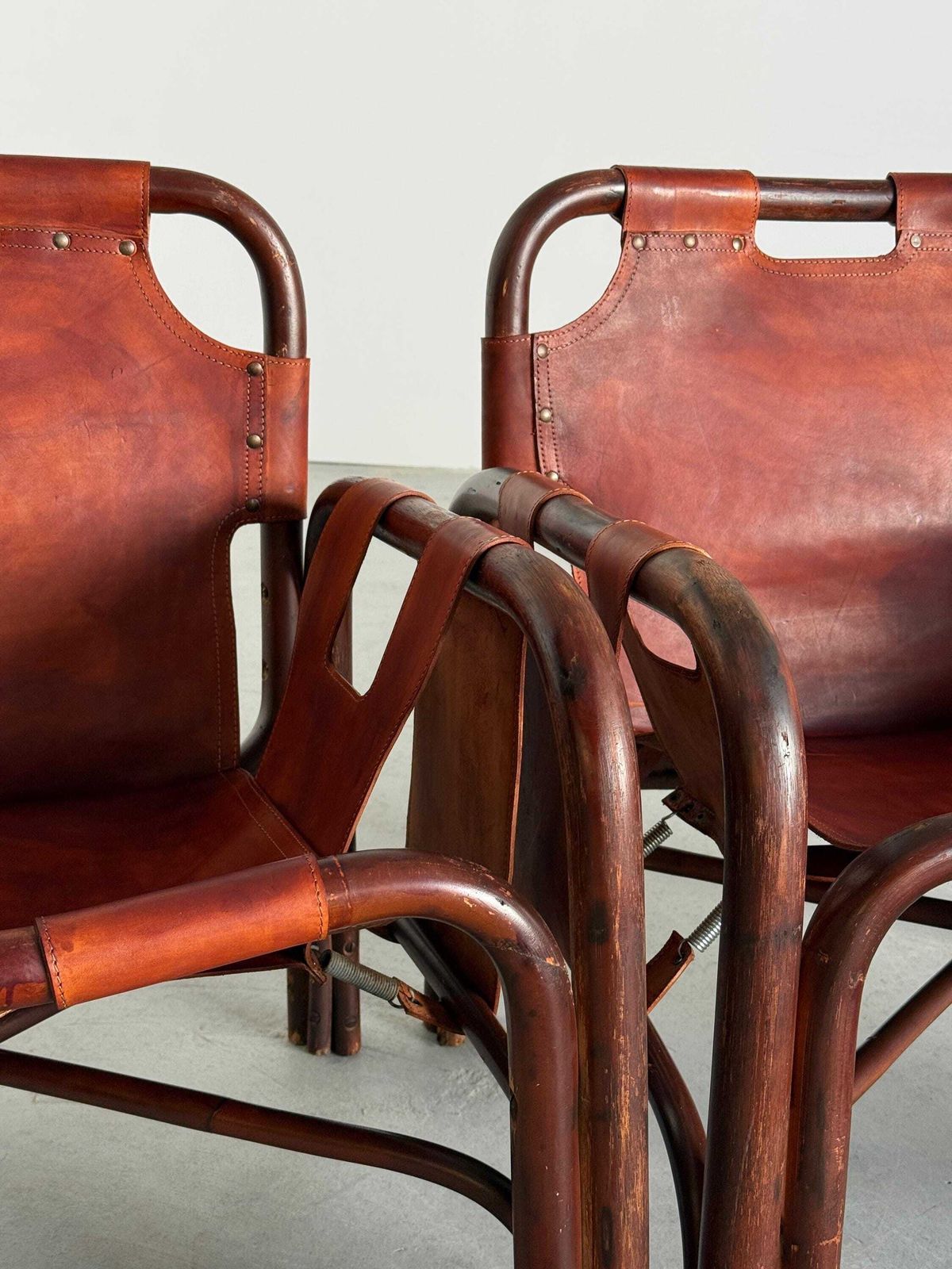 Pair Of Tito Agnoli Leather Safari Chair For Bonacina, 1960s Italy photo vintage