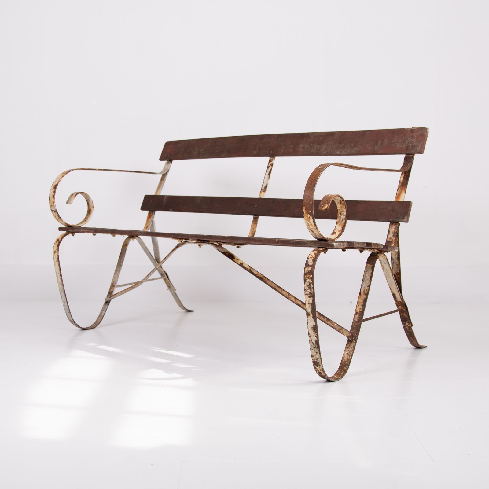 Late 19th Century Iron Garden Bench Seat photo vinterior