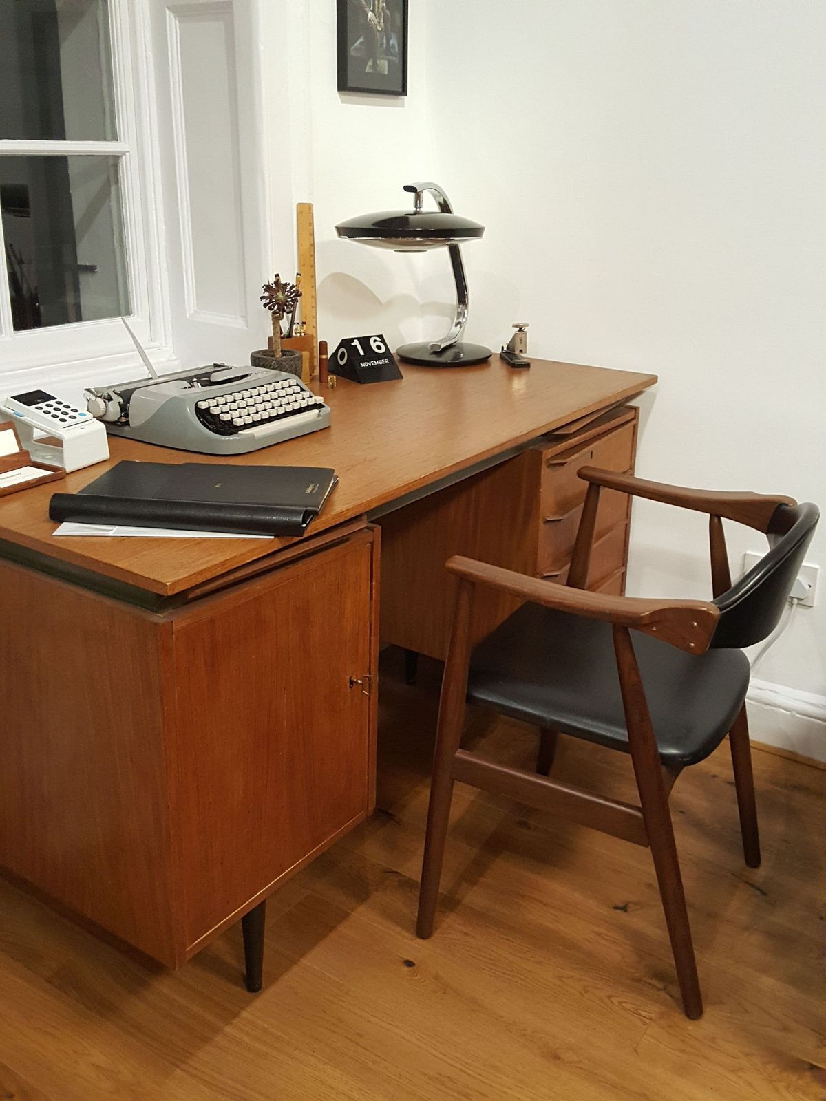 Mid Century Modern Teak Desk, Dutch, Cees Braakman photo for sale