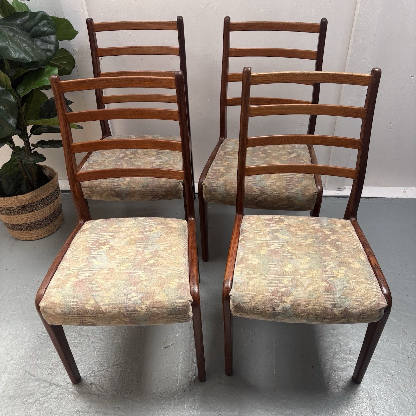 4 Vintage Mcm Ladderback 1970s G Plan Teak Afromosia Dining Chairs photo 280.0