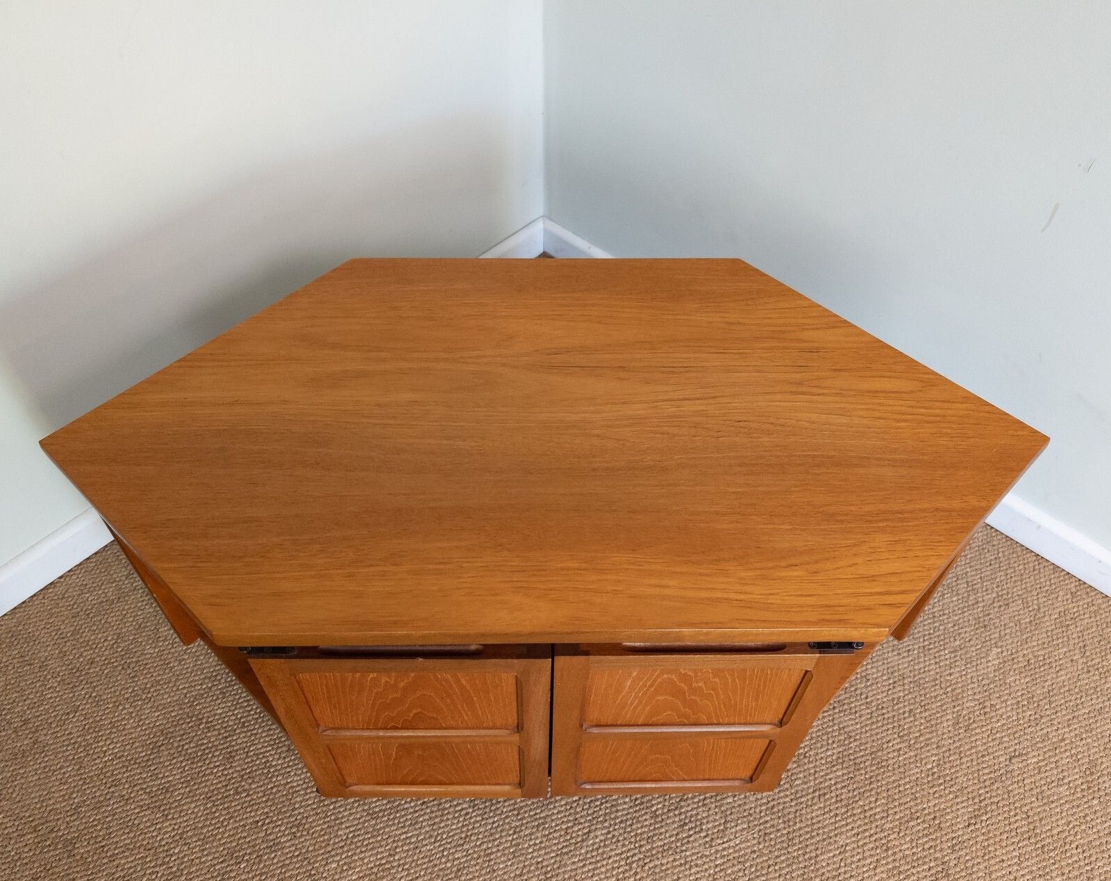 Refinished Vintage Mid Century Parker Knoll Teak Sideboard Tv Stand Corner photo Furniture