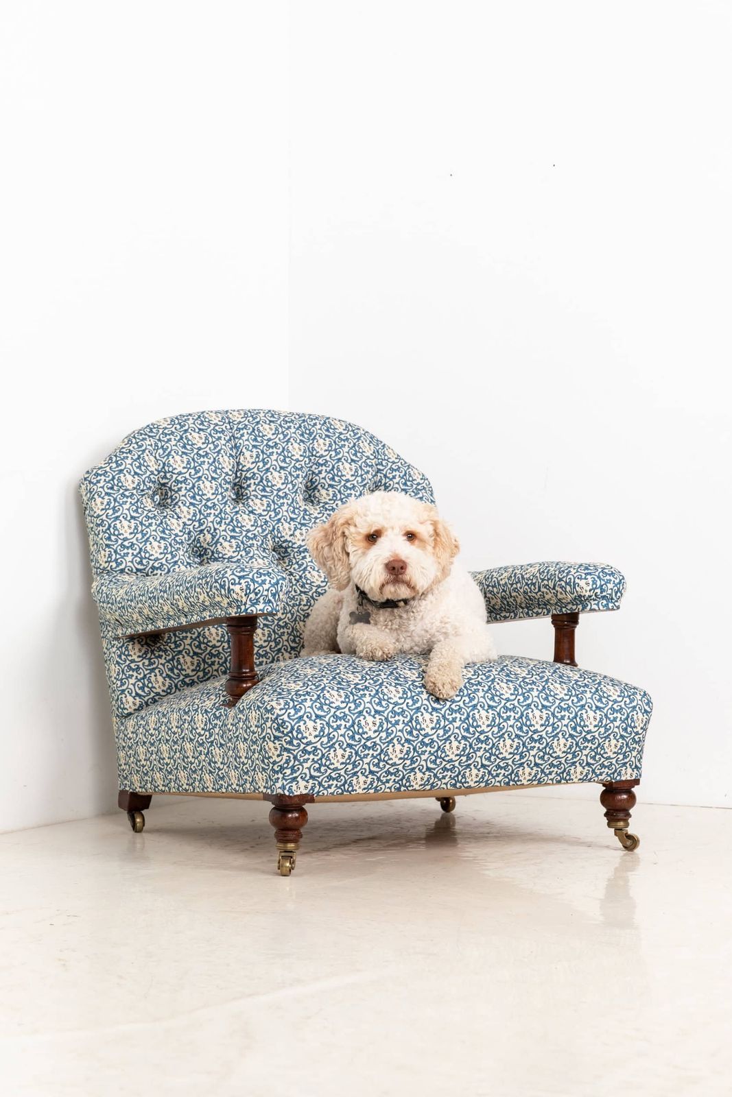 Mid 19th Century Howard & Sons Open Easy Armchair photo Furniture