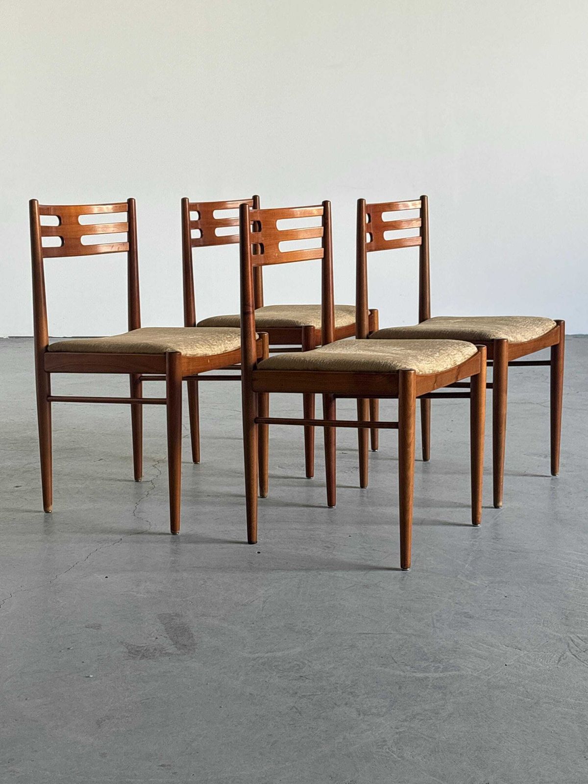 photo furniture Set Of 4 Danish Mid Century Dining Chairs In Teak Wood, Scandinavian Design, 1970s
