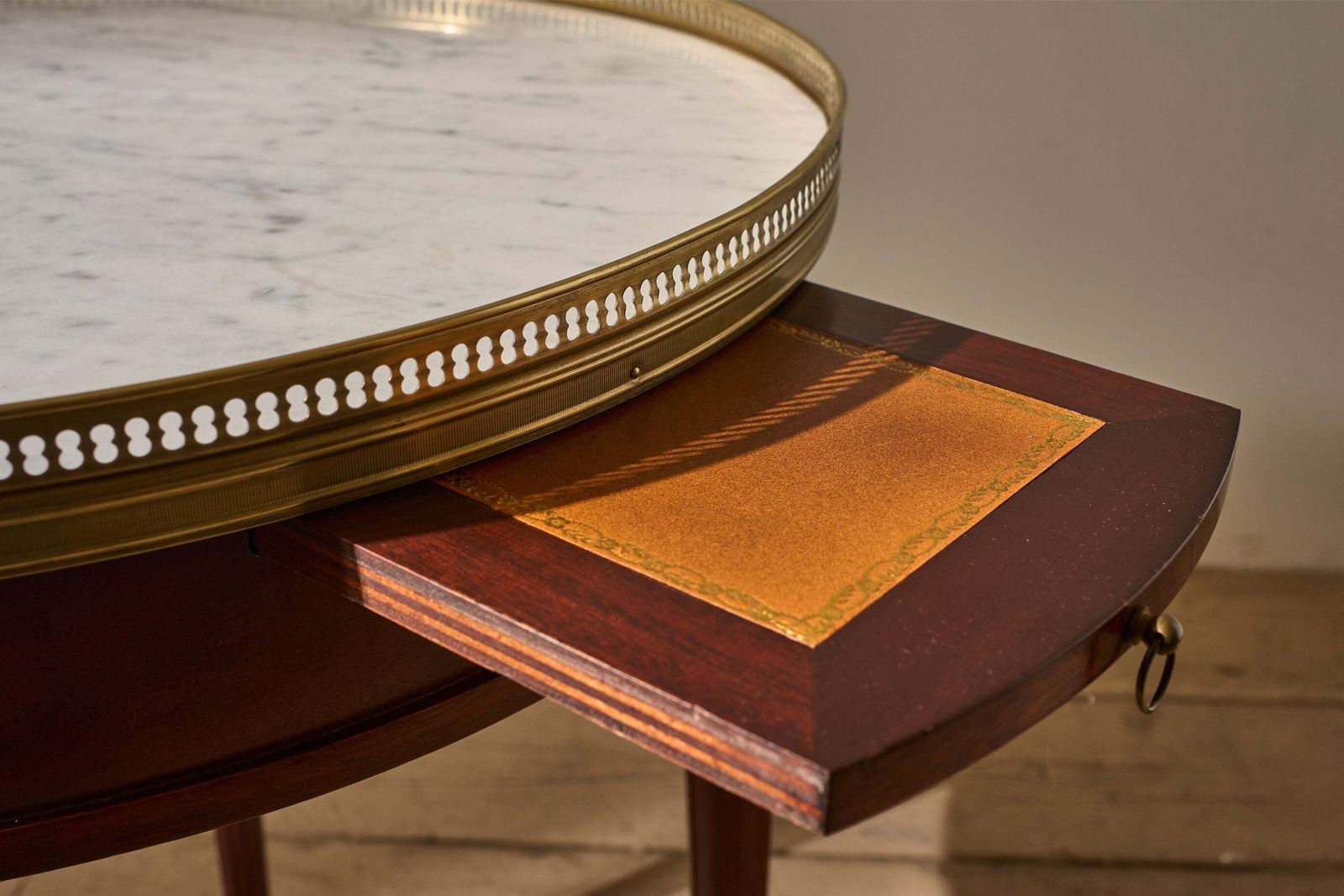 Early 20th Century Mahogany And White Marble Gueridon Table photo 1375.0