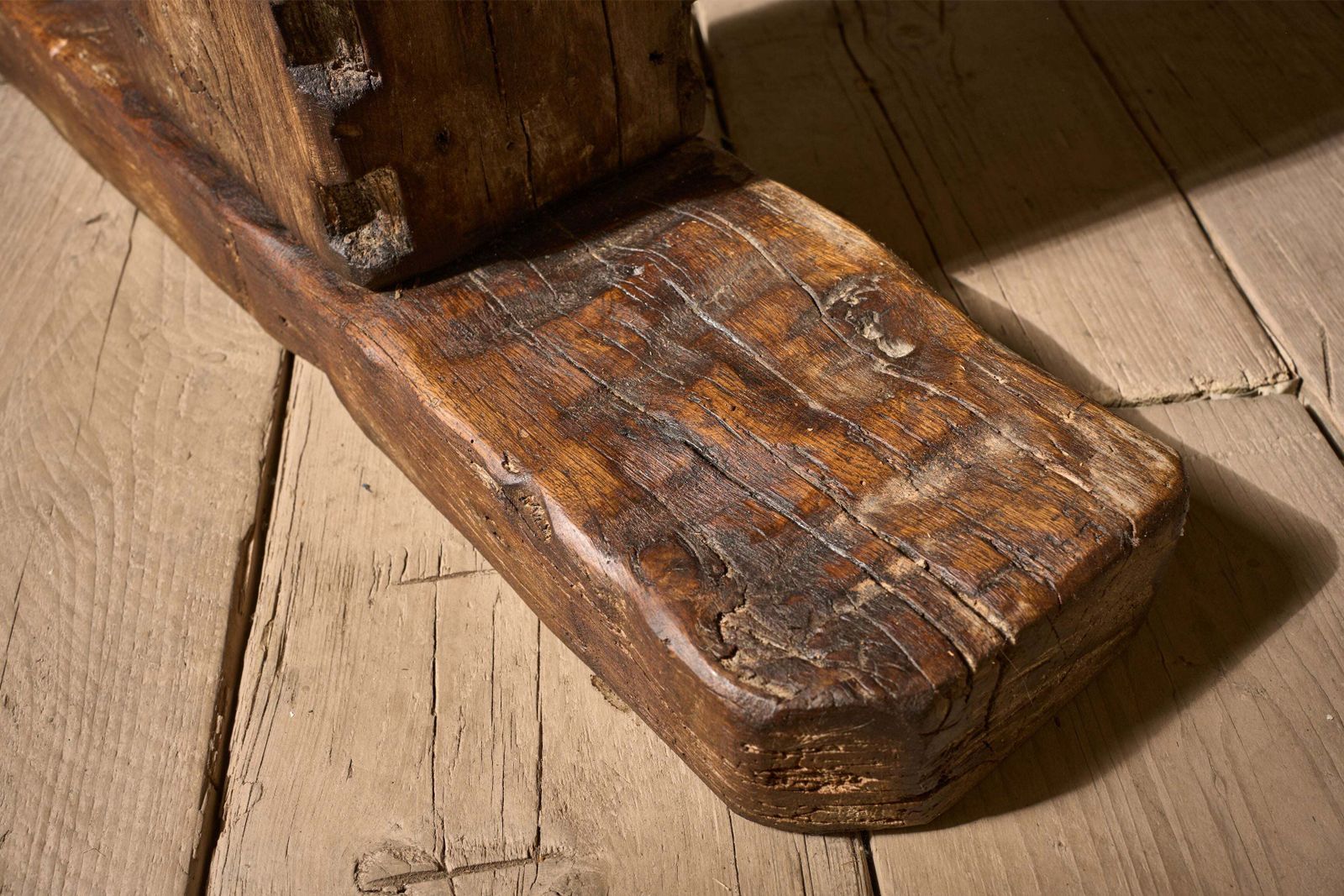photo furniture 19th Century Solid Oak Monastery Table