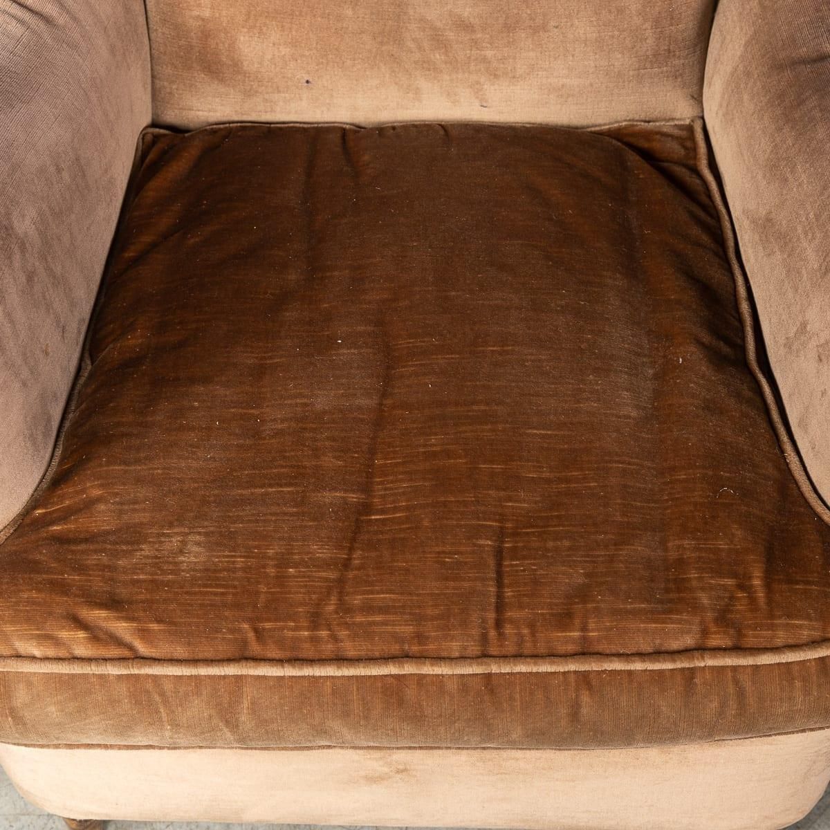 Furniture Vintage 20th Century Italian Pair Of Velvet Wingback Armchairs C.1960 photo