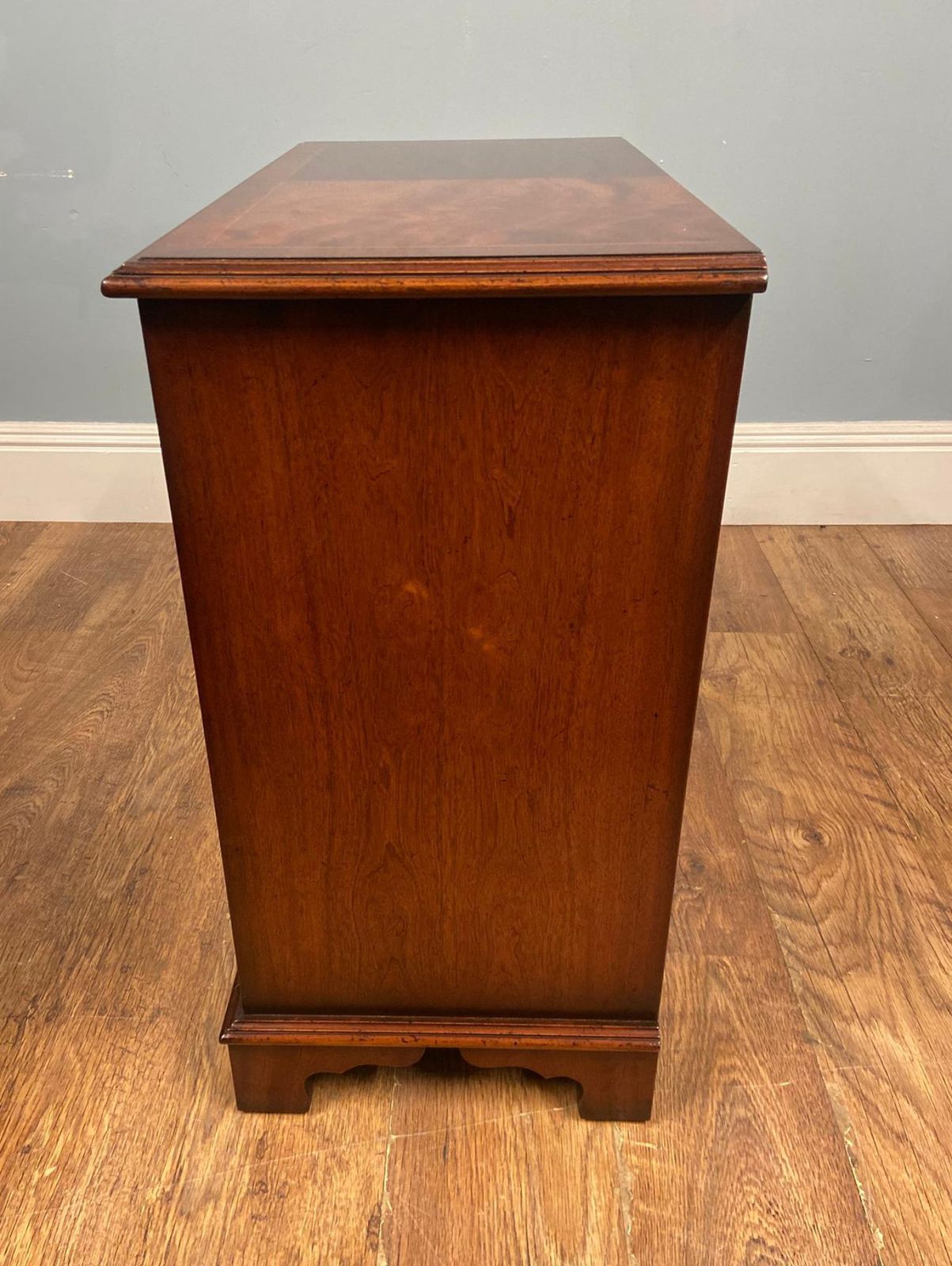 photo furniture Pair Mahogany Bachelor Chests Bedside Cabinets Brushing Slide Georgian Revival