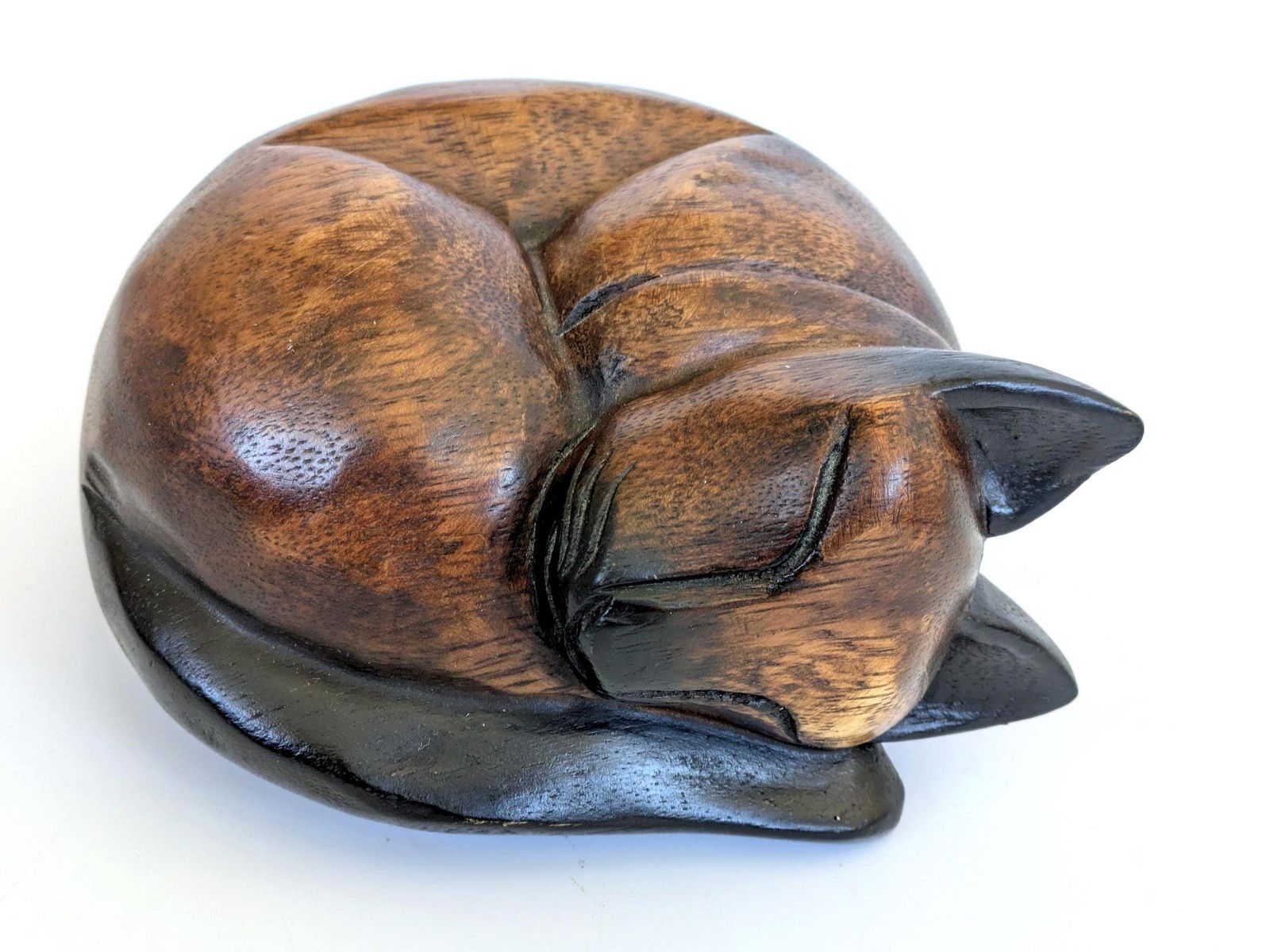 71.0 Midcentury Teak Sleeping Siamese Cat Figurine Bookend Paperweight, Scandinavian Wood Decor photo