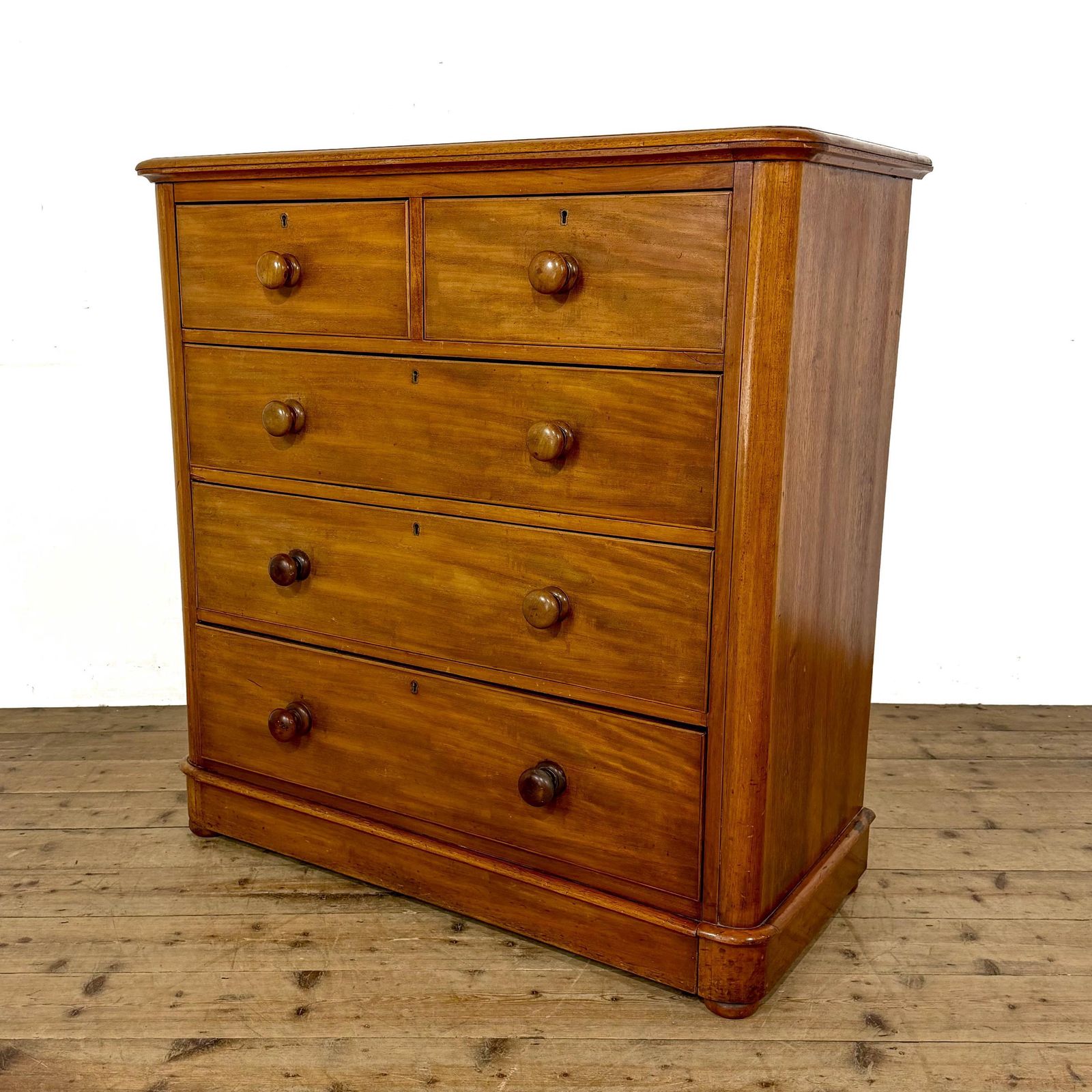 Antique Victorian Mahogany Chest Of Drawers | Antique Storage | Bedroom Drawers | Antique Chest Of Drawer photo for sale