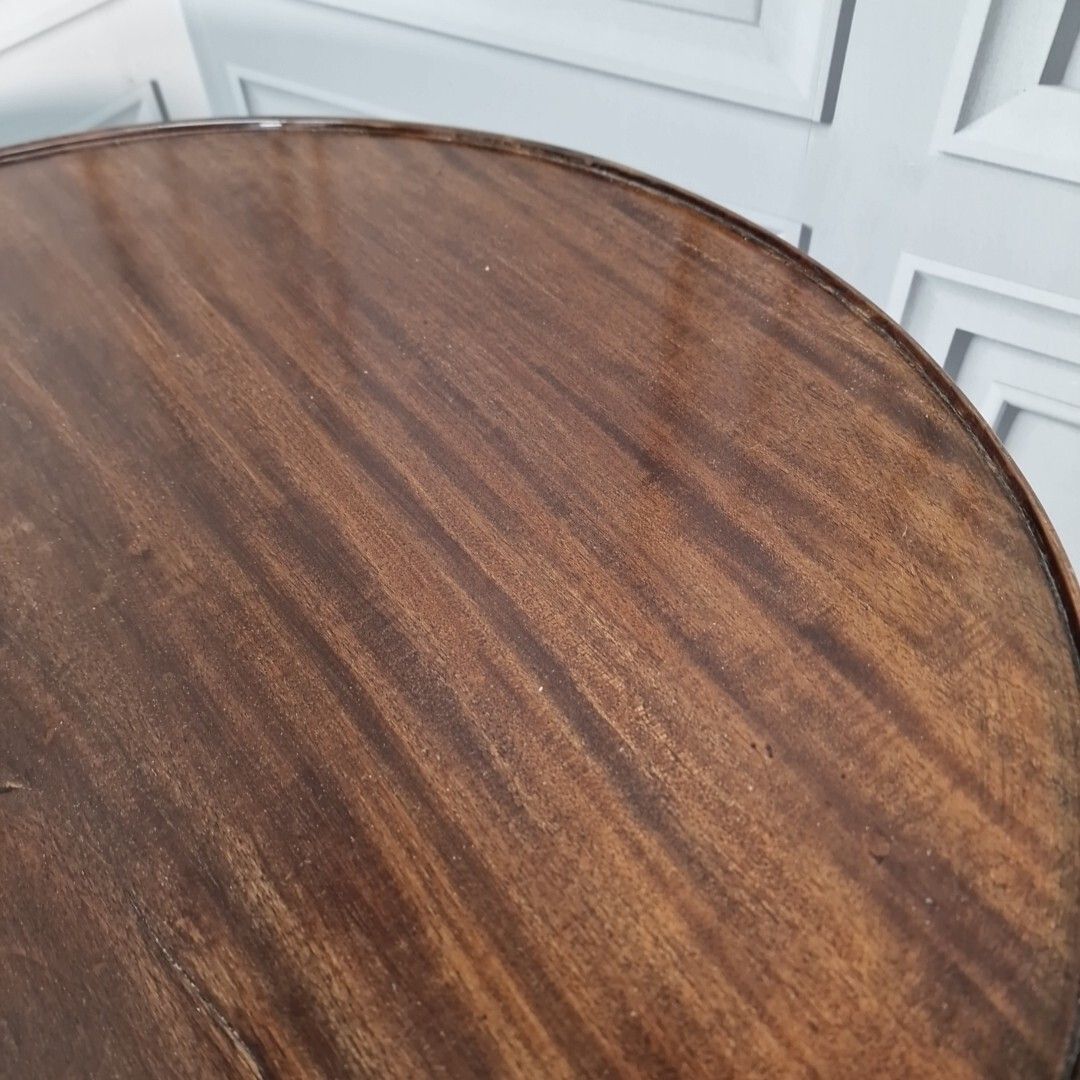 photo vintage Antique Tilt Top Table Wooden Folding Hall Occasional Wine Side Window Plant