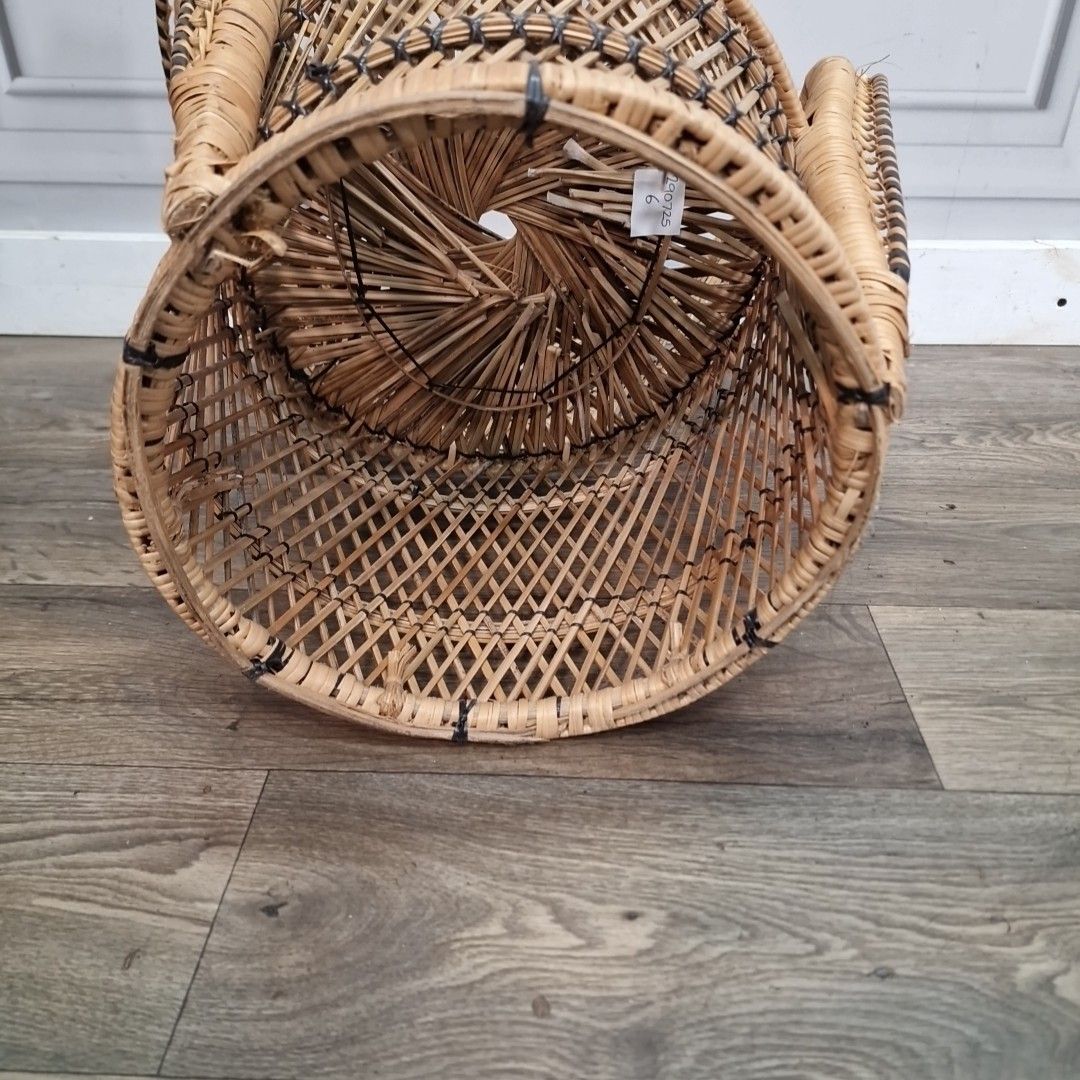 Retro Vintage Childs Small Rattan Bamboo Tub Chair Mid Century Seat Boho Tiki photo vintage