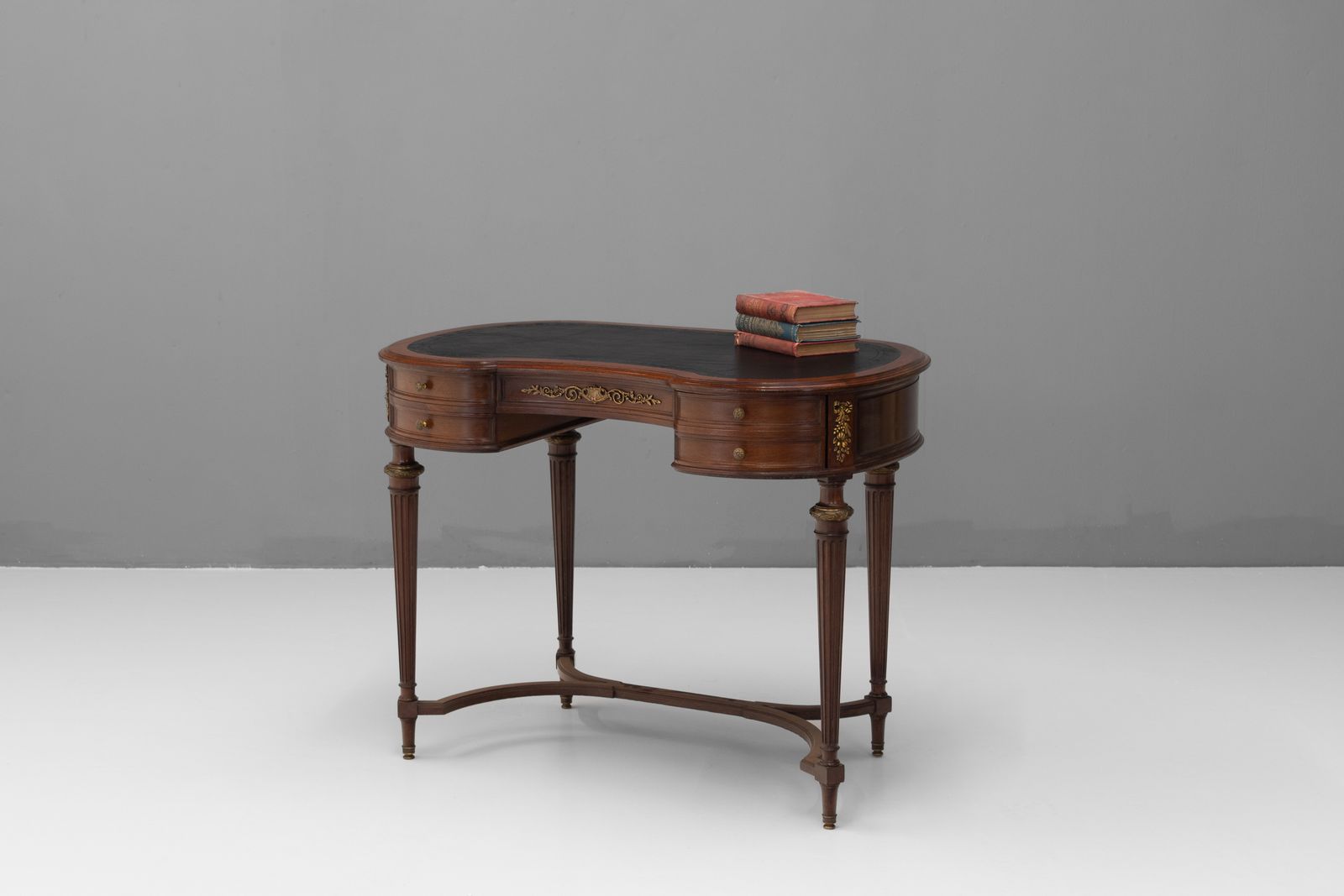Leather Top Writing Desk, 1900s