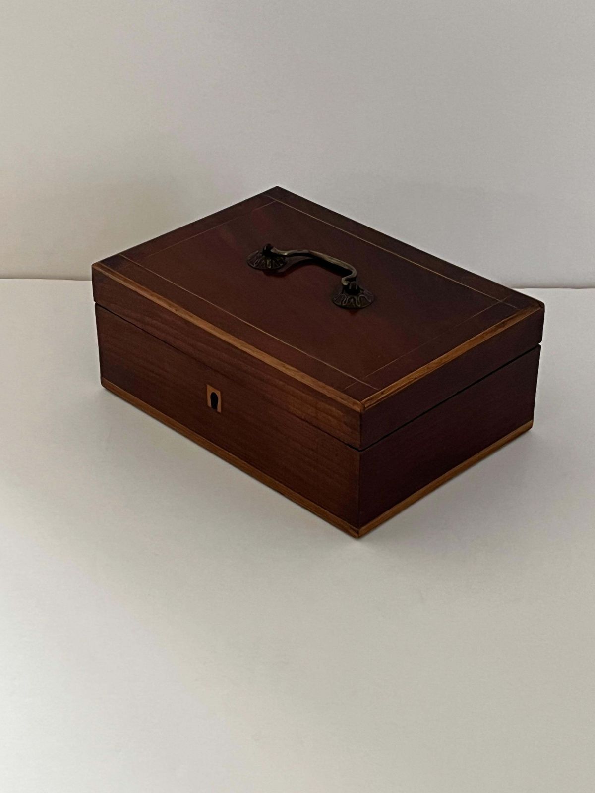 Fine Document Box Of Walnut Inlaid And Banded With Satinwood, Mid 19thc Ca 1840 photo vinterior