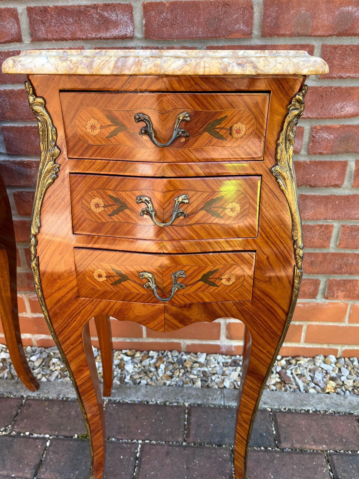 photo furniture Pair Antique Bedside Cabinets Bombe Shape 3 Drawer Kingwood , France Ca 1900