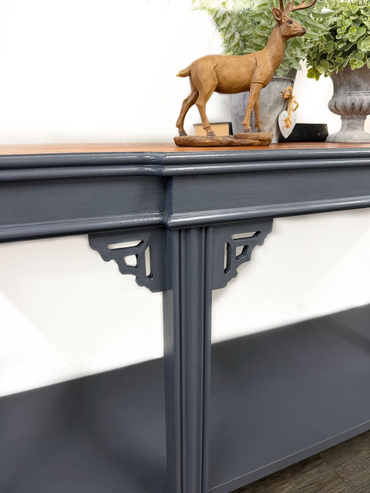 Large Grey Collectable Console By Lane Furniture Company photo vinterior