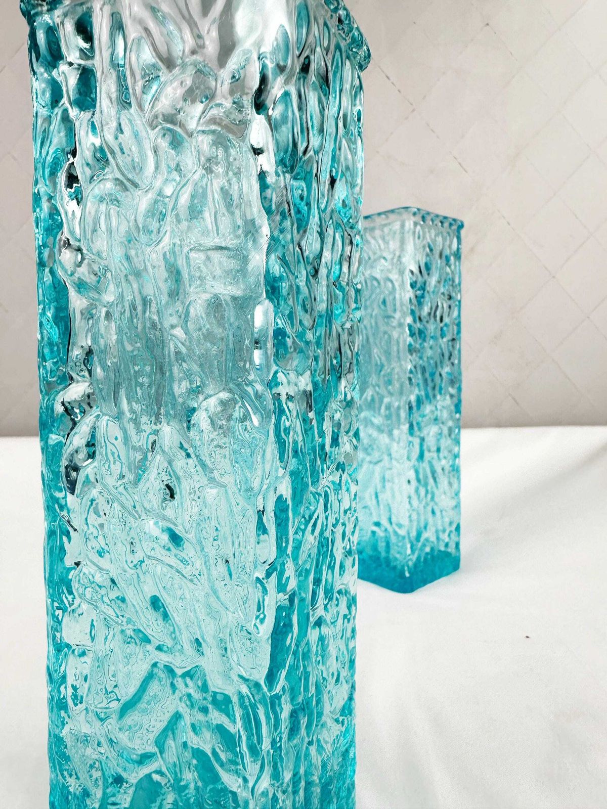99.0 Pair Of Mid Century Davidson Brama Luna Turquoise Blue Vintage Glass Bark Vases 1960's photo