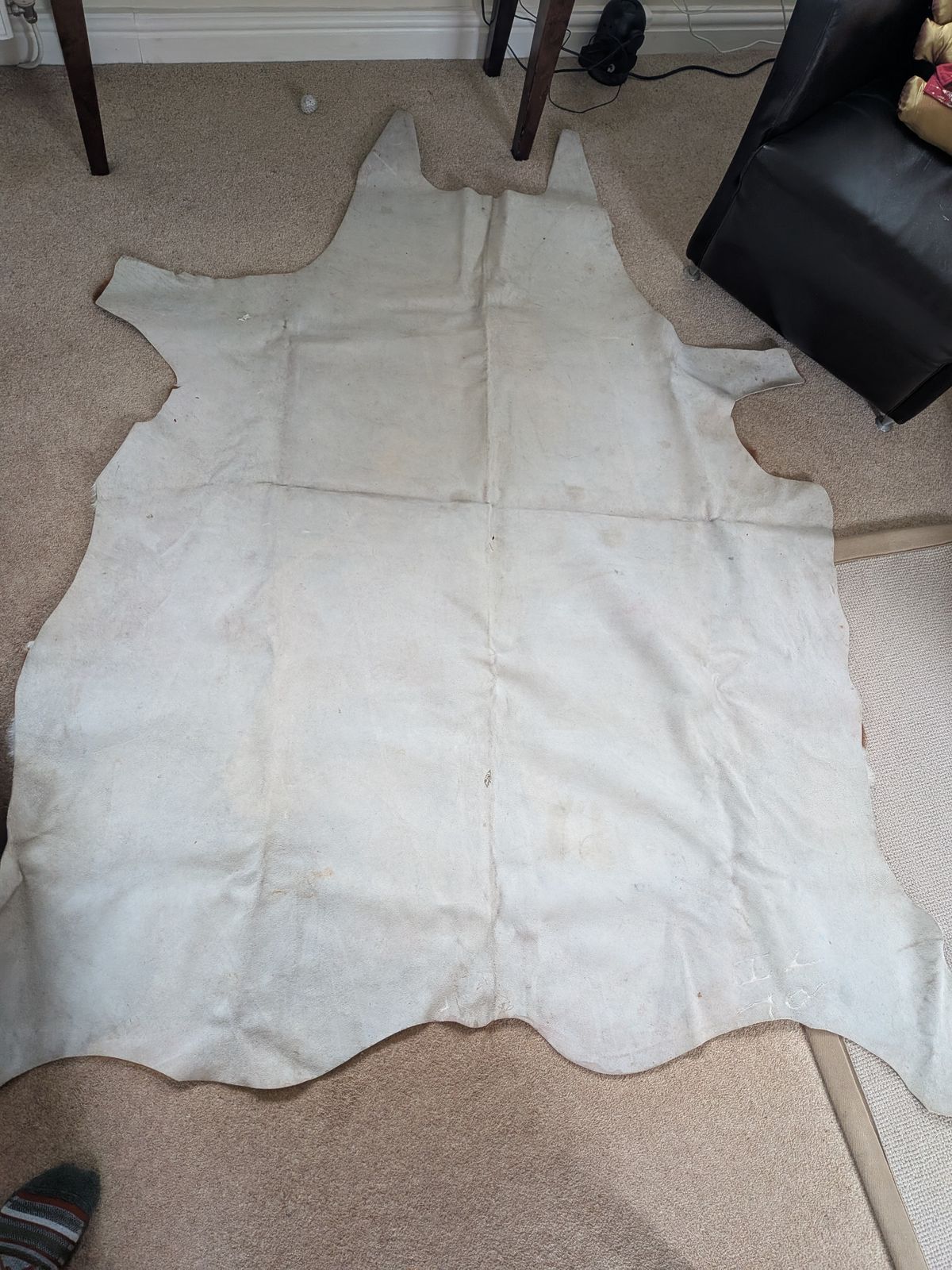 photo for sale Vintage 1990s Texas Cowhide Rug   Genuine Large Brown/White Hide